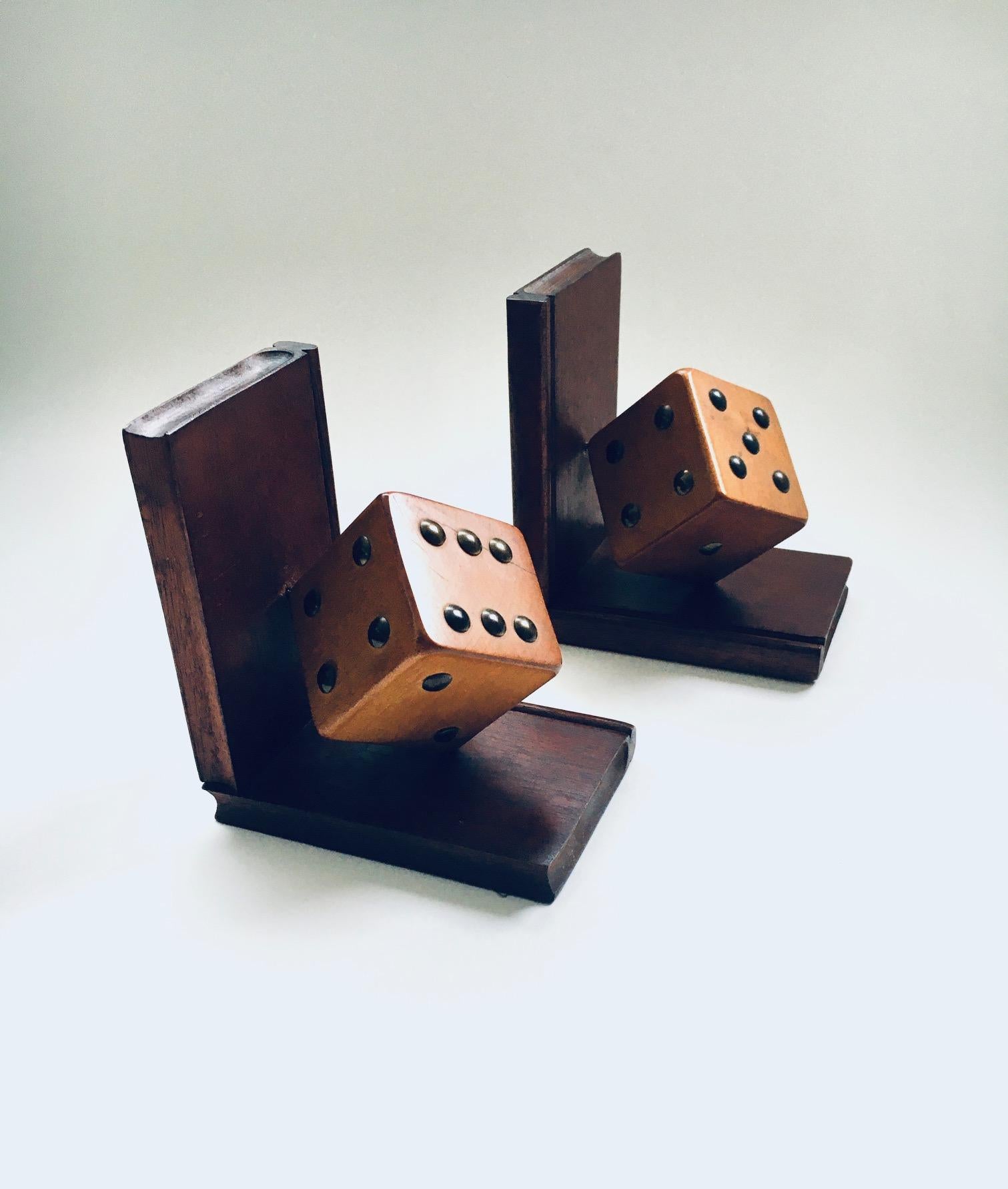 Early 20th Century Arts & Crafts pair of wooden Dice Bookends, Belgium 1920's For Sale