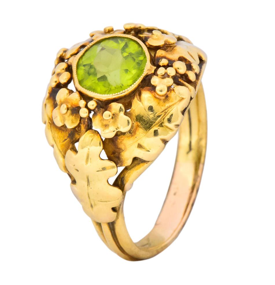 Arts & Crafts Peridot 18 Karat Gold Floral Foliate Ring 2