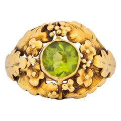 Arts & Crafts Peridot 18 Karat Gold Floral Foliate Ring