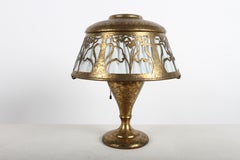 Arts & Crafts Period Heintz Metal Arts Designed Bronze Floral Boudoir Table Lamp