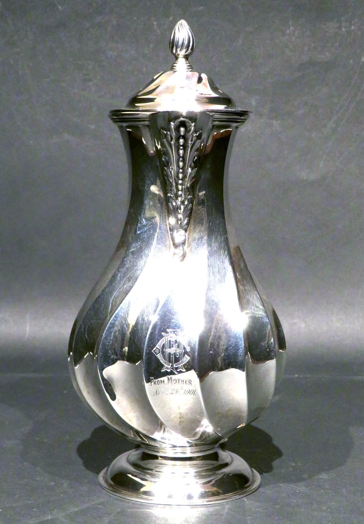 Arts & Crafts Periode Sterling Silber Hot Water / Hot Milk Pot, London 1897 (Arts and Crafts) im Angebot