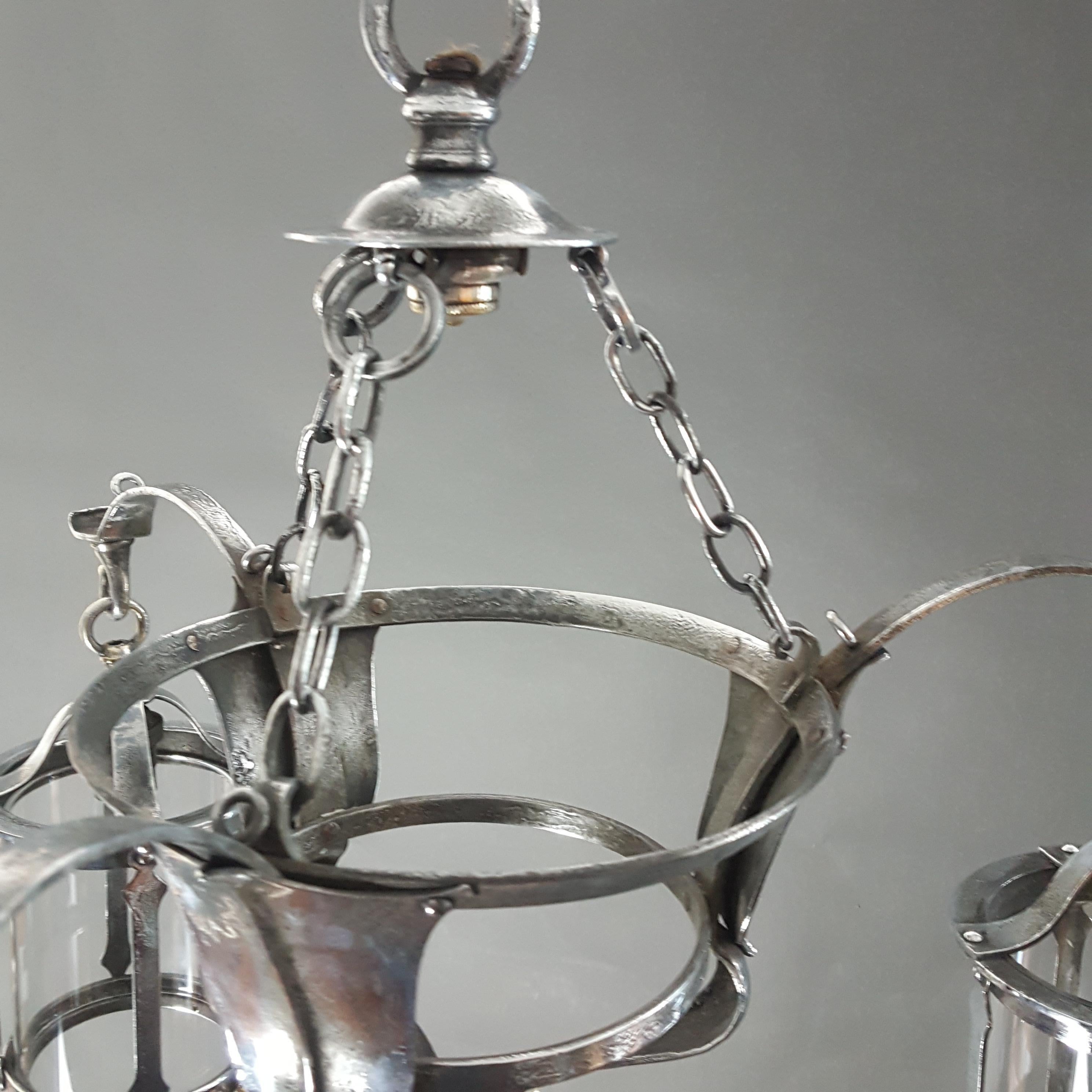 Britannico Lampadario Arts & Crafts in acciaio lucido in vendita
