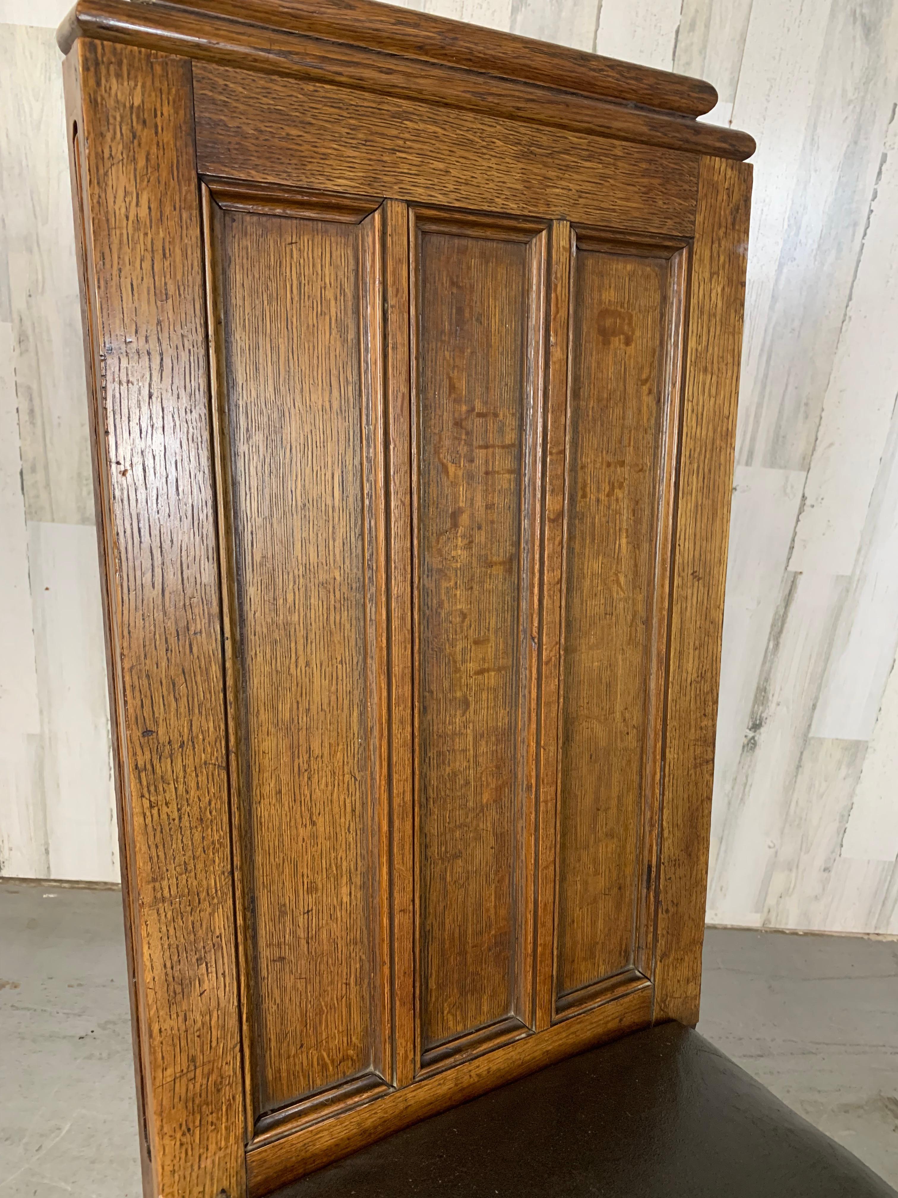 Arts & Crafts Quarter Sawn Oak Hall Chair For Sale 6