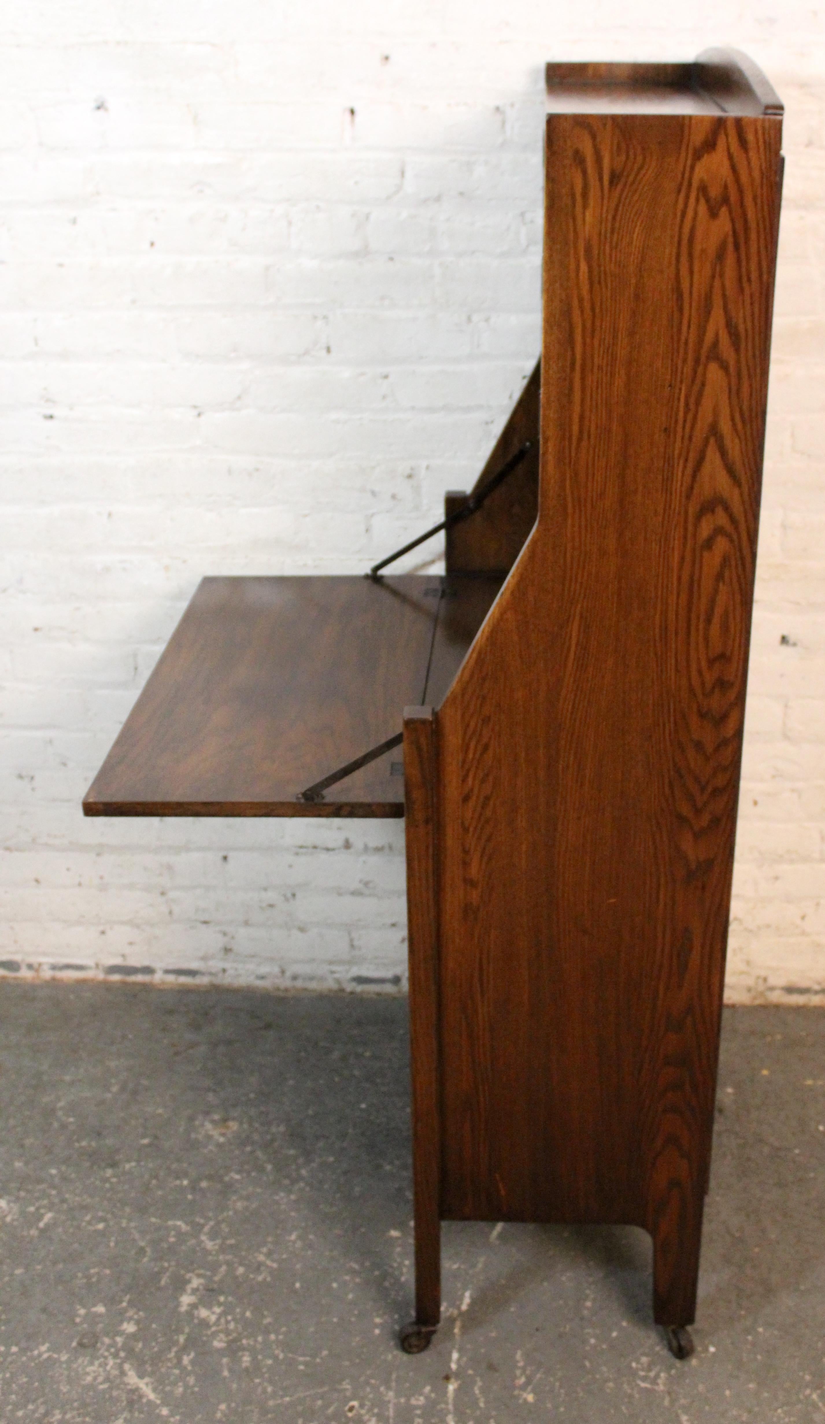 Sconosciuto Segreteria Arts & Crafts Quartersawn Oak in vendita