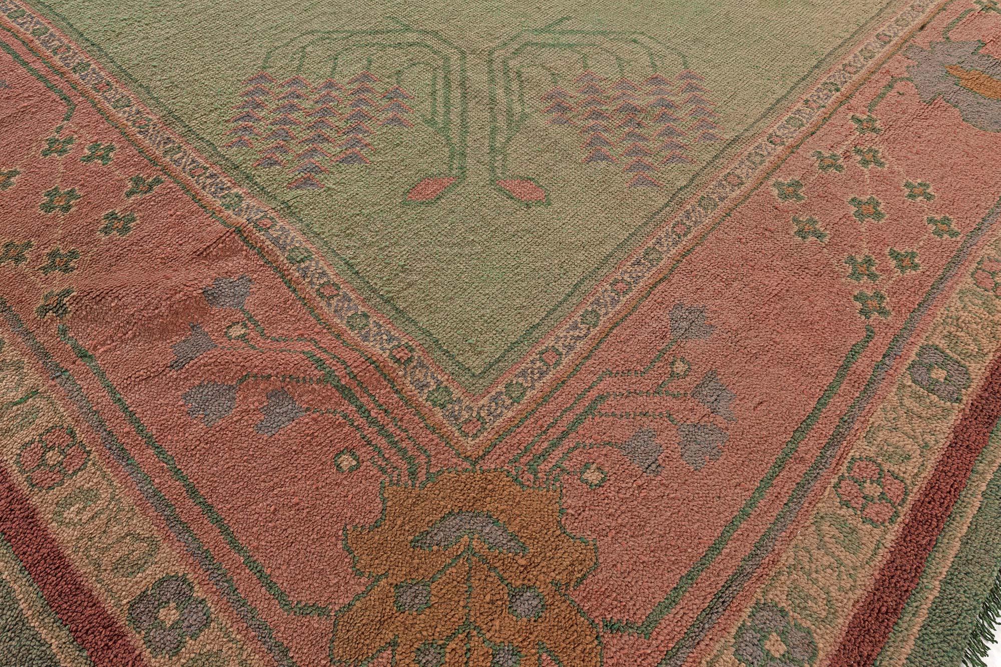 Alfombra Arts & Crafts de Gavin Morton Inglés