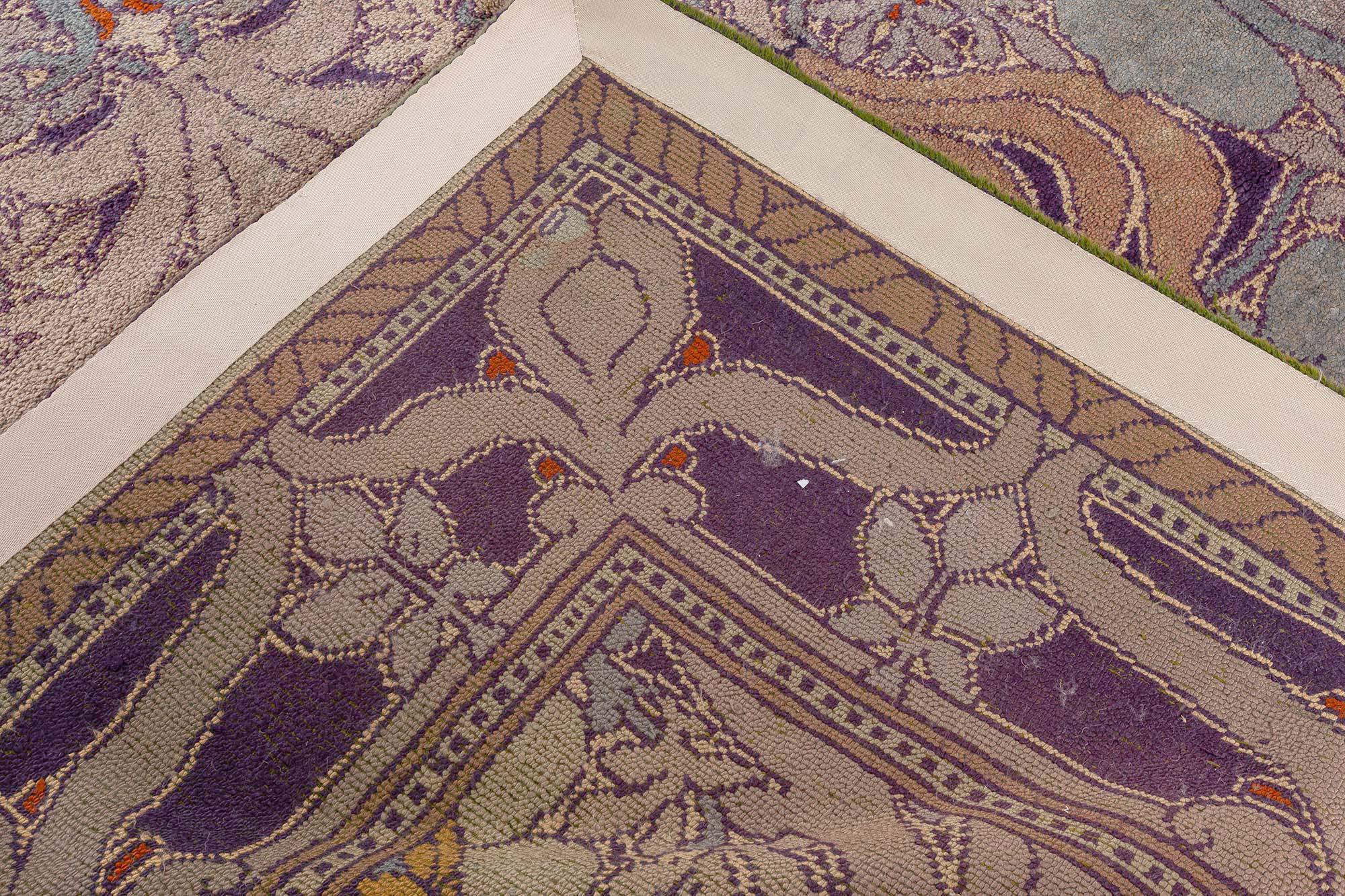 Arts and Crafts-Teppich entworfen von C.F.A. Voysey Donnemara im Angebot 1