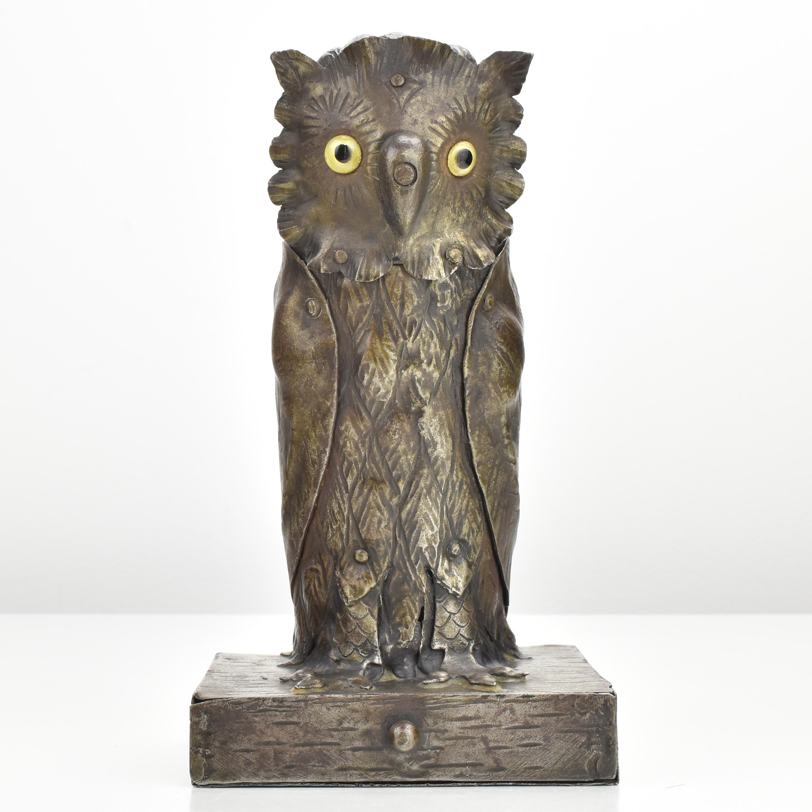 Arts & Crafts Sculptural Owl Forged Iron Inkwell by Goberg Hugo Berger Antique  For Sale 2