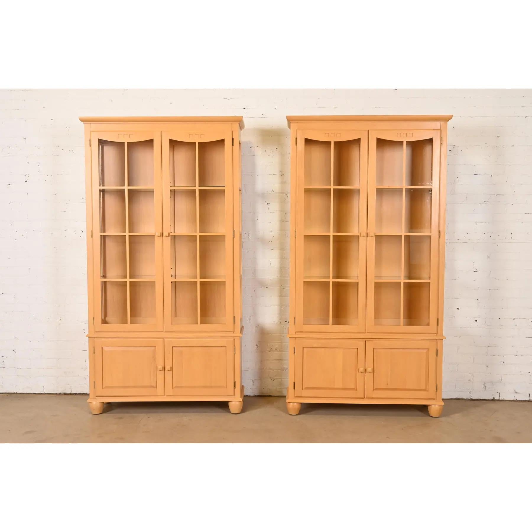Arts & Crafts Shaker Maple Lighted Bookcase Cabinet For Sale 4