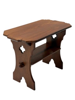 Mesa auxiliar Arts & Crafts de Alexander J. Kropholler, 1900