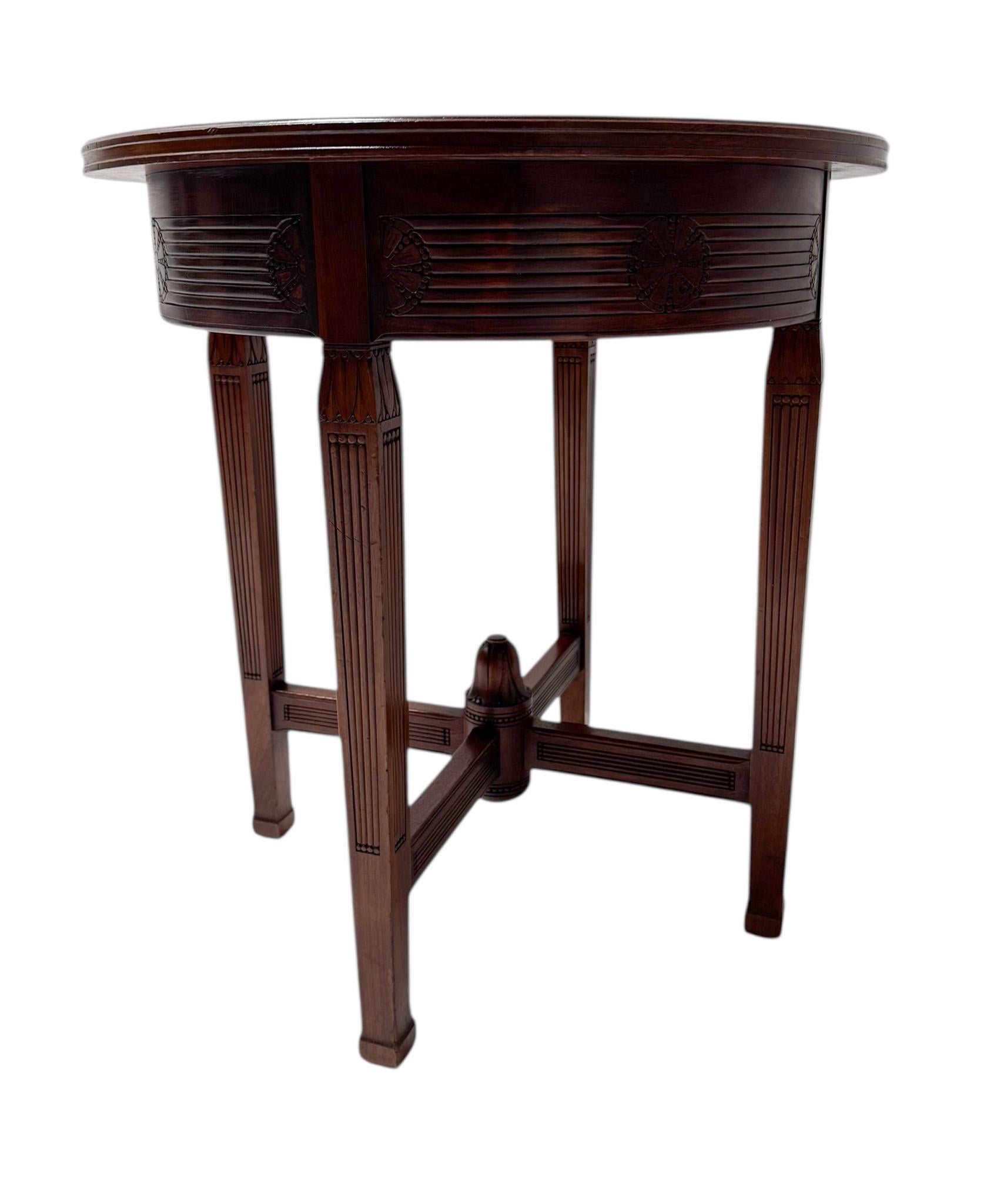Arts & Crafts Side Table by Johann Georg van Caspel for H.F. Jansen & Zonen In Good Condition For Sale In Amsterdam, NL