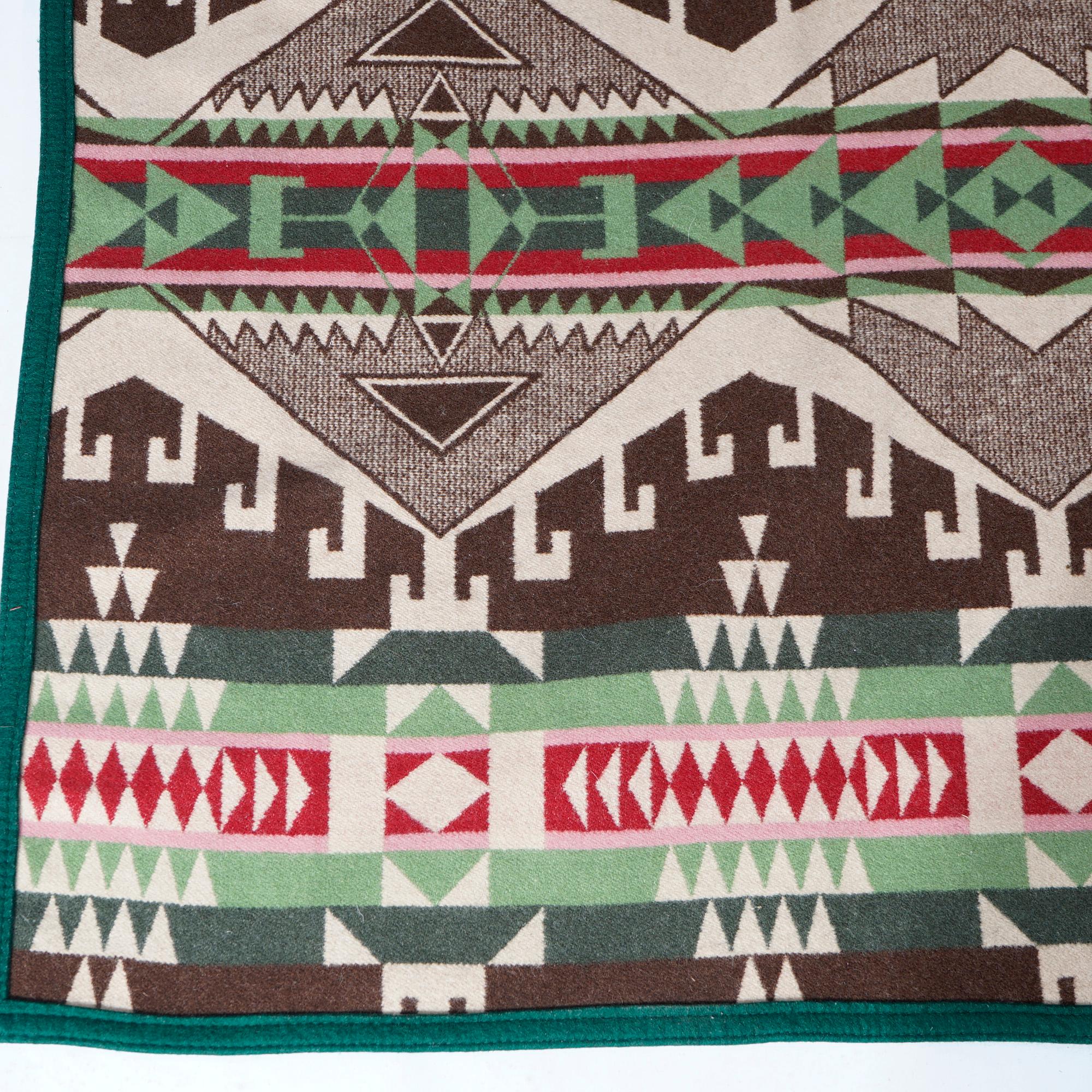 Arts & Crafts Southwest Style Pendleton Heritage Collection Wool Blanket 20th C In Good Condition In Big Flats, NY