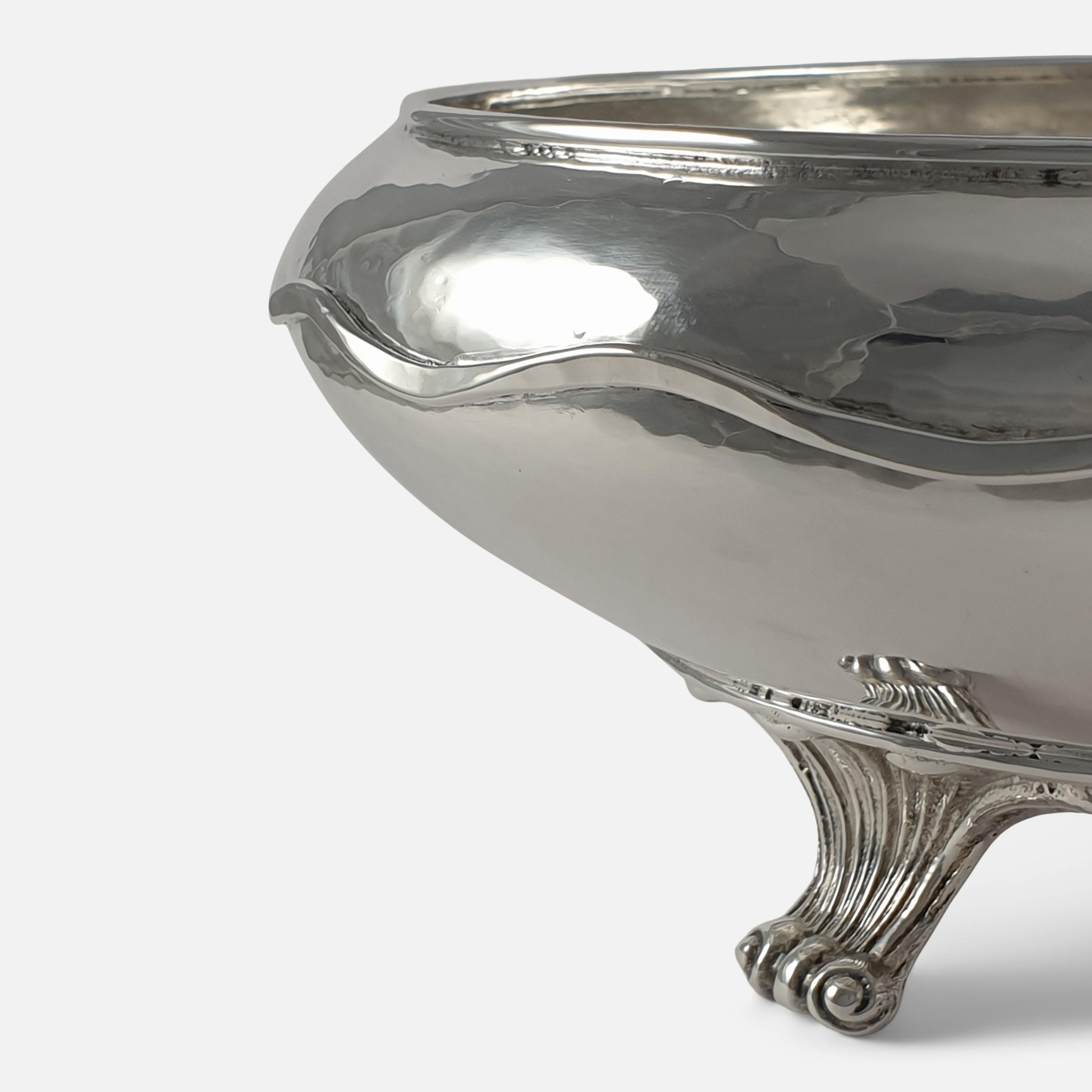 Arts & Crafts Sterling Silver Bowl, Omar Ramsden, London, 1928 For Sale 3