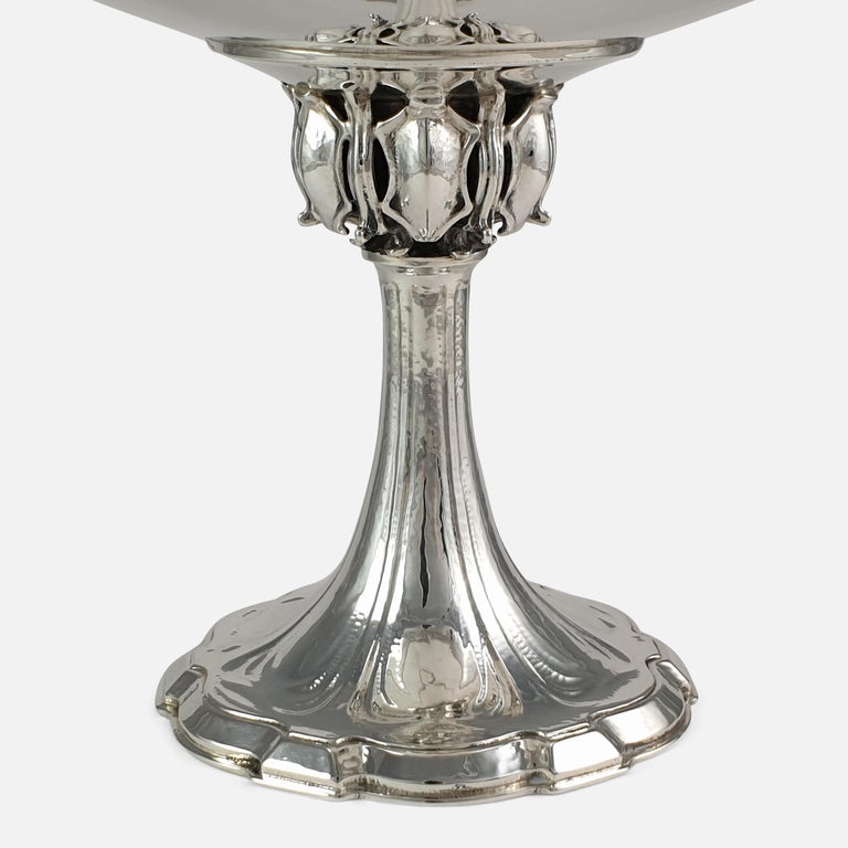 Arts & Crafts Sterling Silver Tazza, Omar Ramsden, London, 1926 For Sale 5