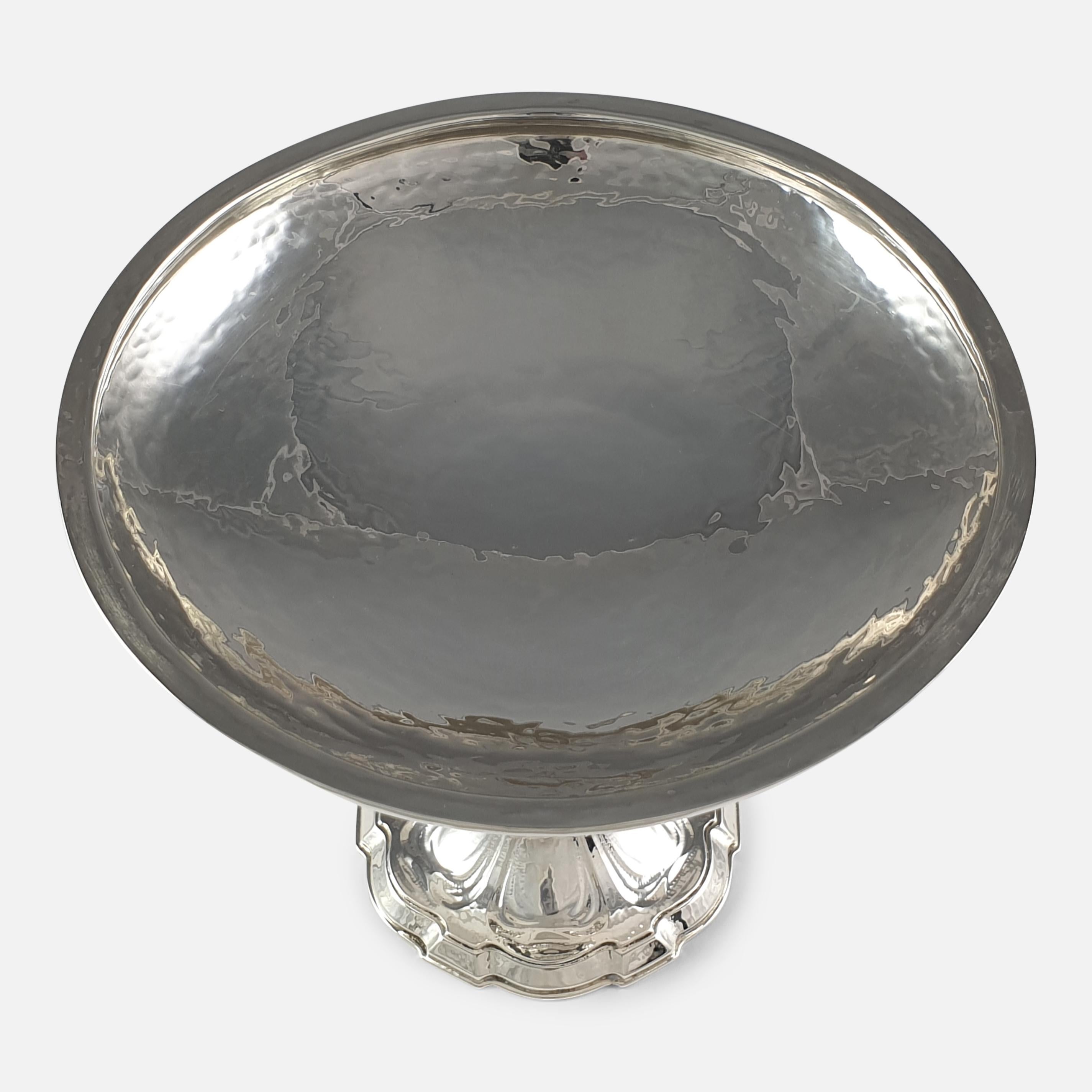 Arts & Crafts Sterling Silver Tazza, Omar Ramsden, London, 1926 For Sale 1
