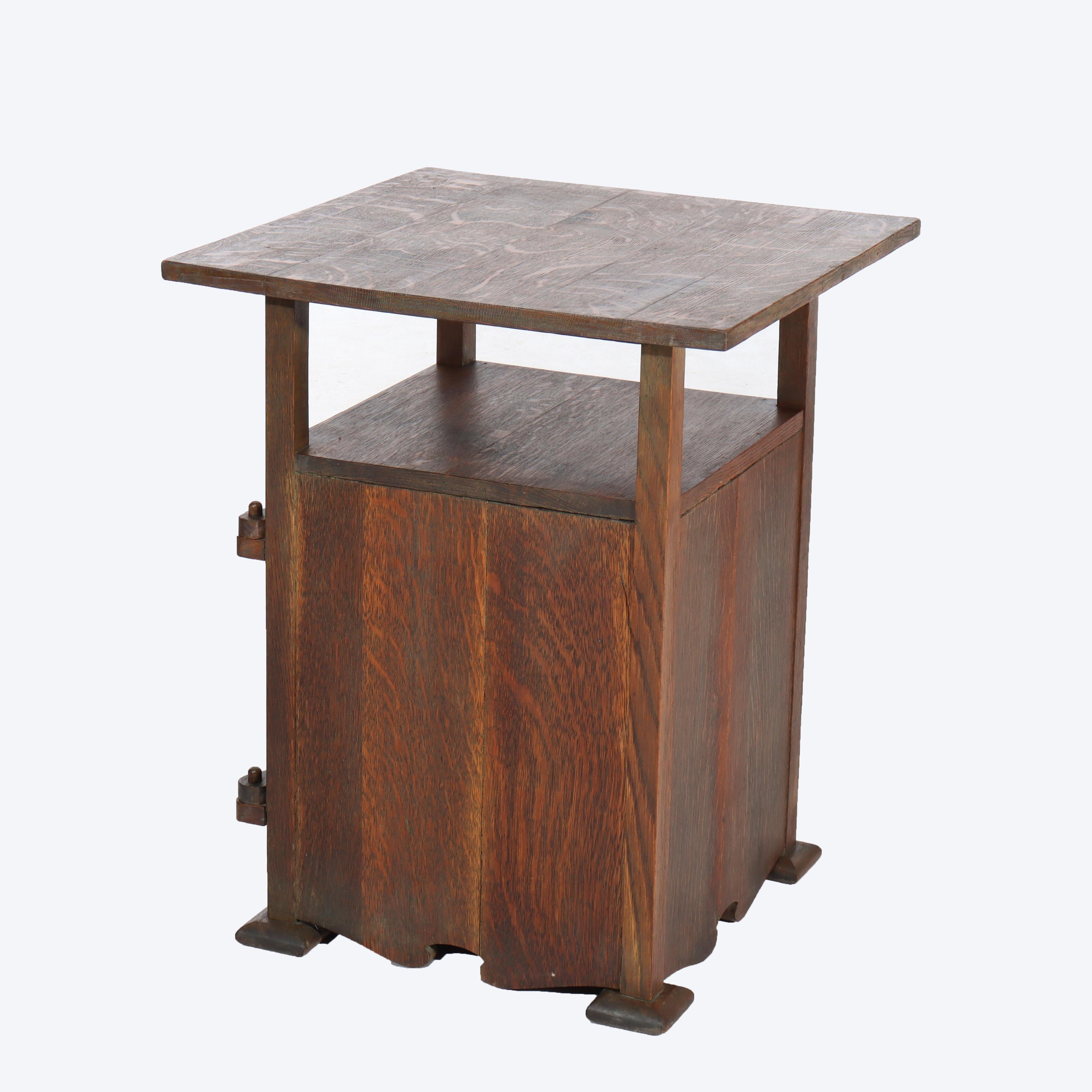 Cellaretta in quercia della scuola Stickley Arti e Mestieri C1920 in vendita 3