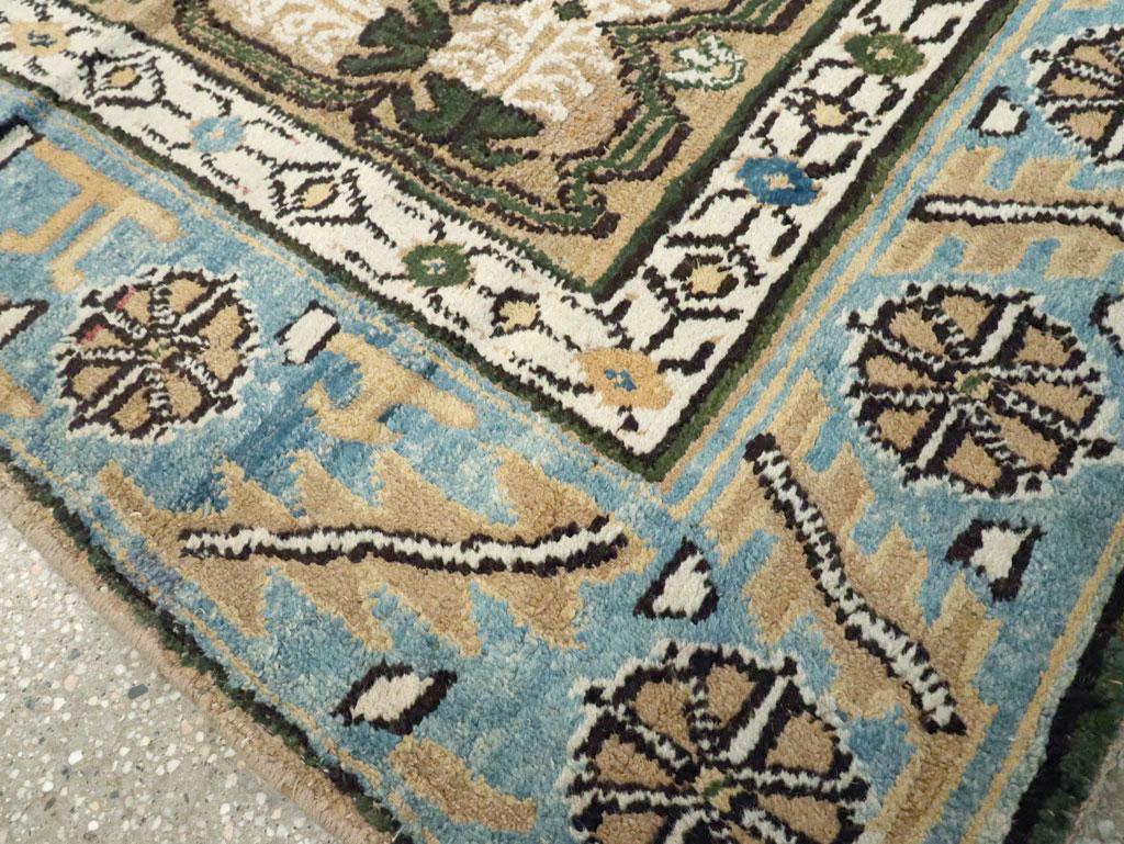 Handgefertigter spanischer Cuenca-Teppich im Arts and Crafts-Stil des 19. Jahrhunderts im Angebot 2
