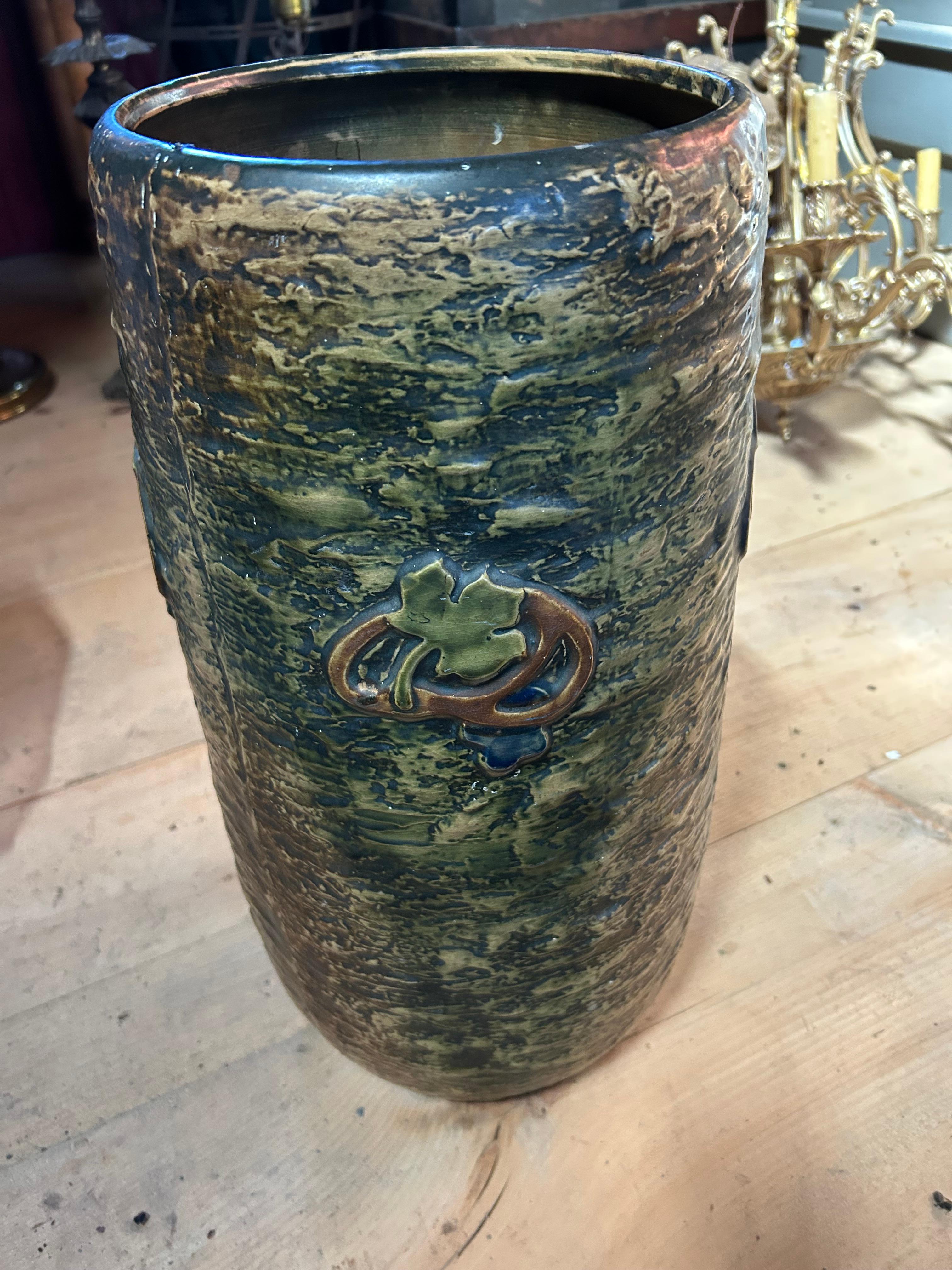 Arts & Crafts Style Ceramic Umbrella Stand In Good Condition For Sale In Hopewell, NJ