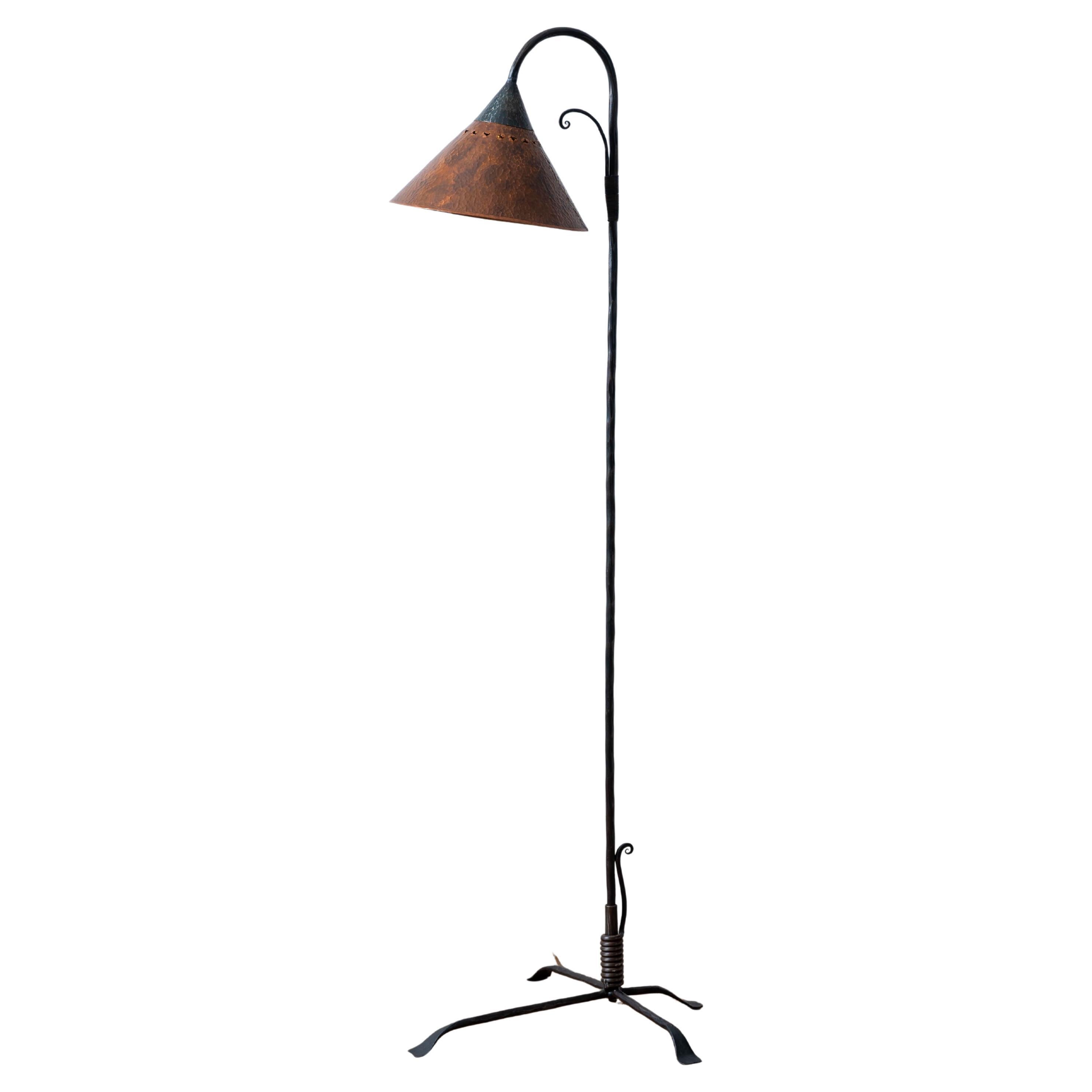 Arts & Crafts Style Hammered Copper Floor Lamp