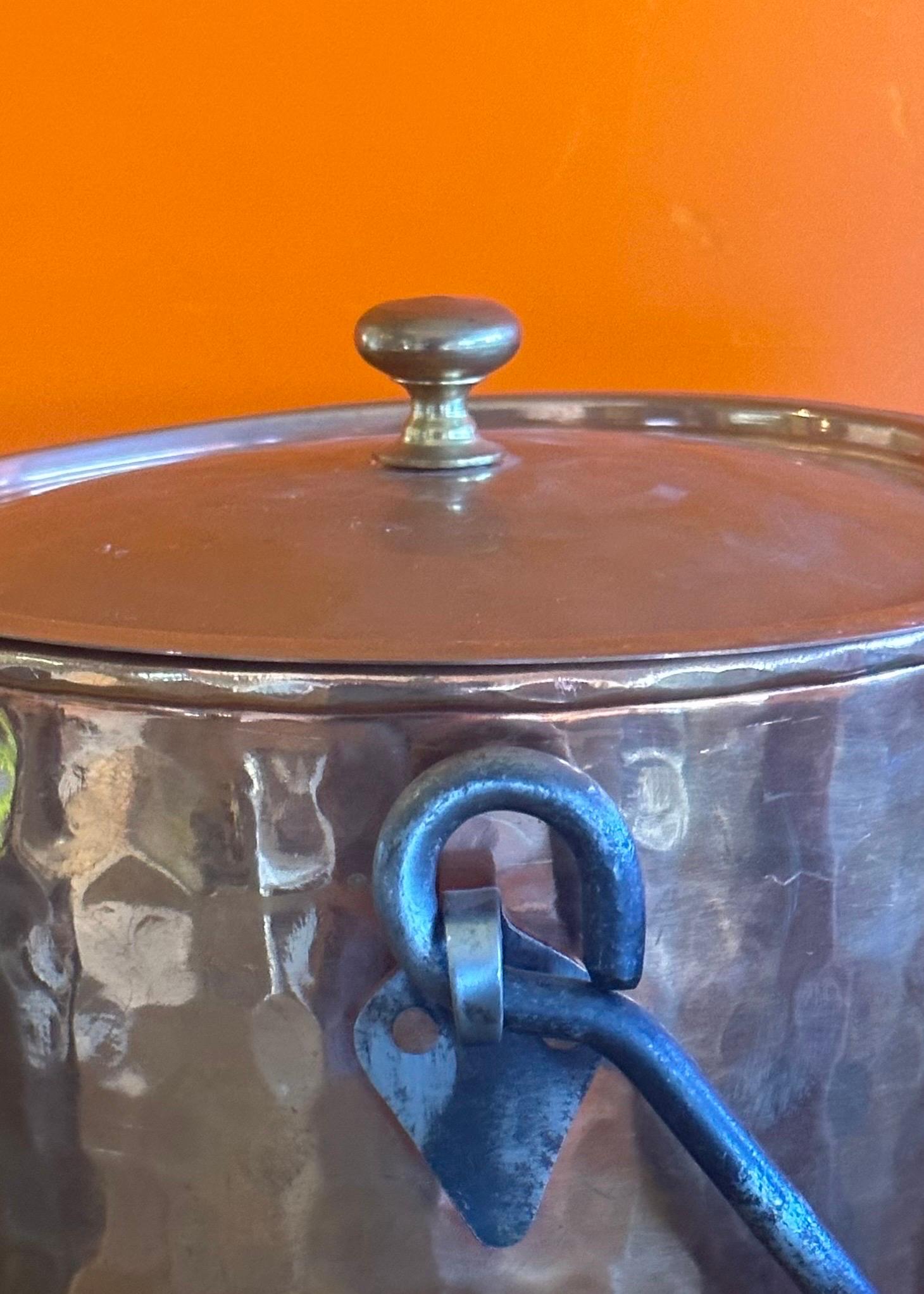 Arts & Crafts Style Hand Hammered Copper Ice Bucket with Lid For Sale 6