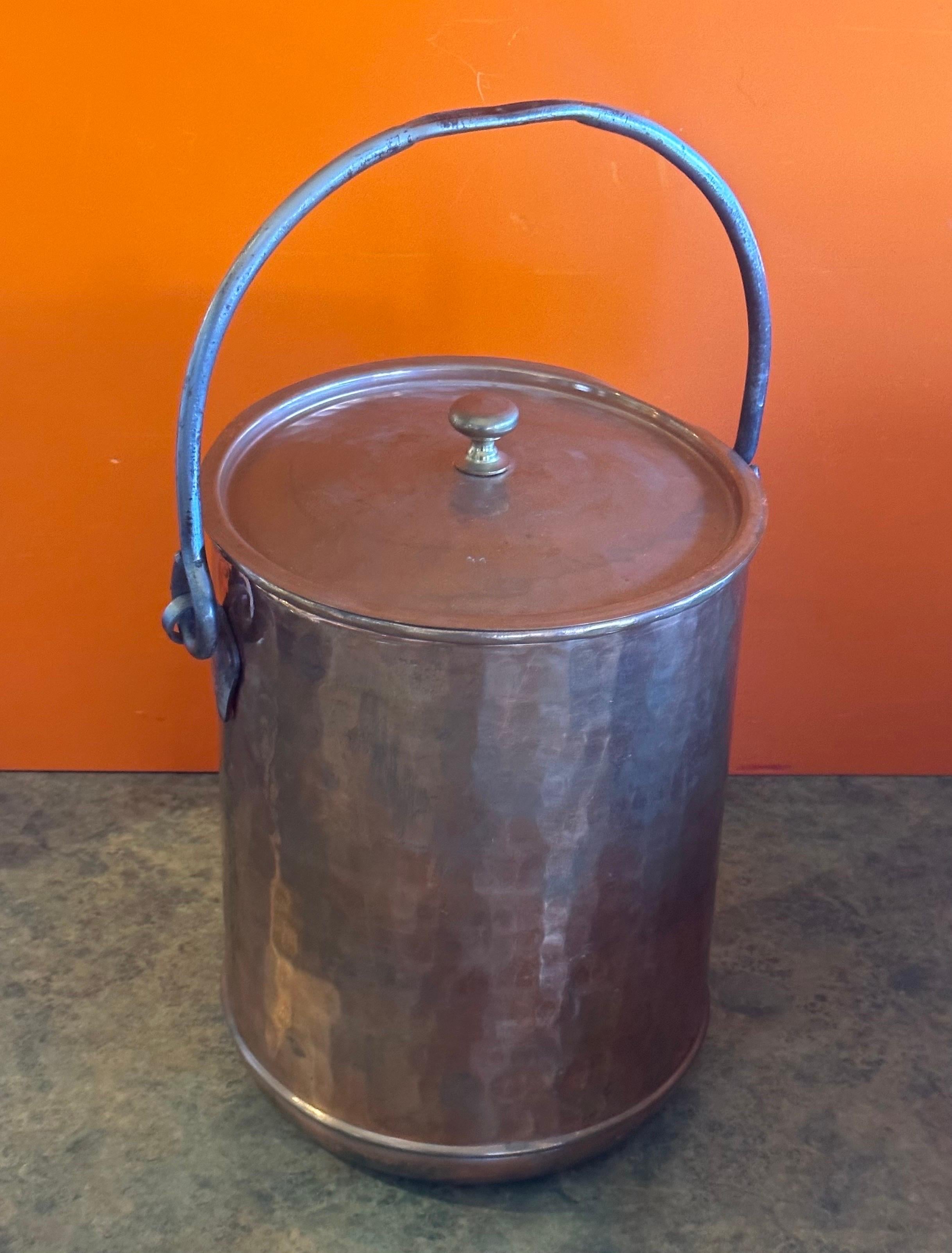 Arts and Crafts Arts & Crafts Style Hand Hammered Copper Ice Bucket with Lid For Sale