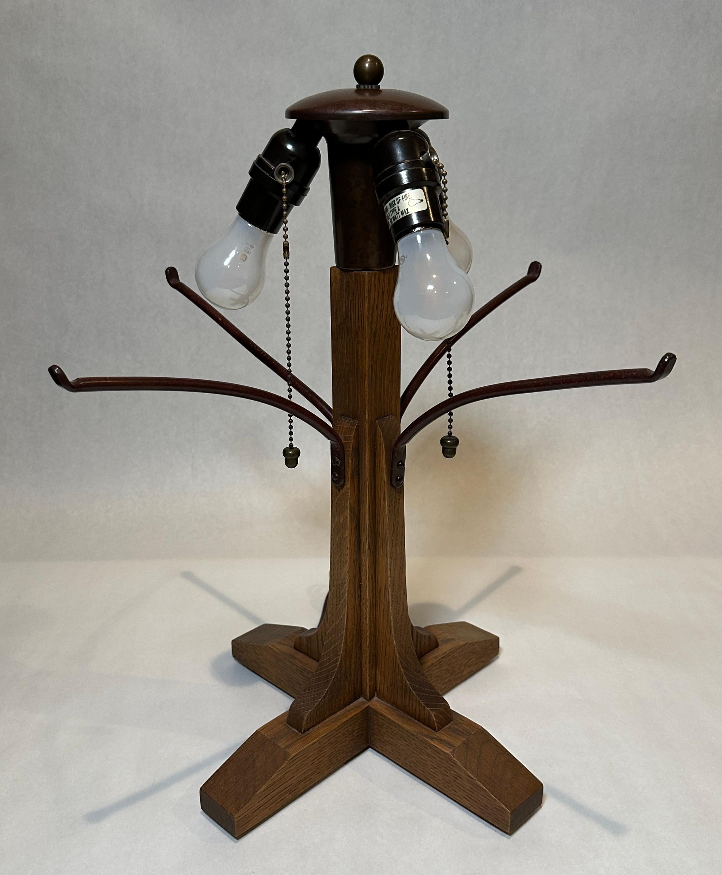 American Arts & Crafts Style Oak, Copper And Mica Lamp By Warren Hile Studio For Sale