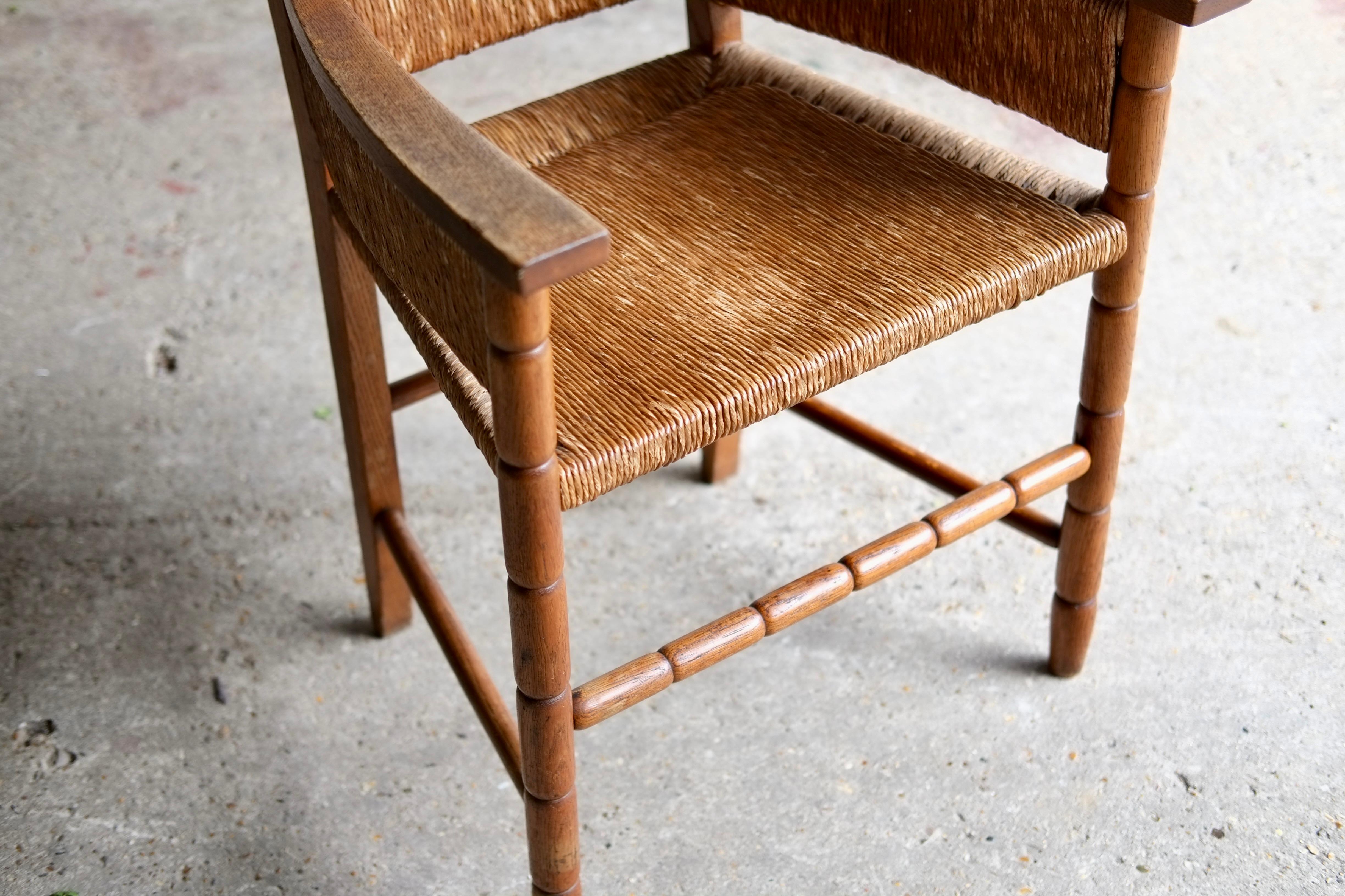 Arts & Crafts Style Oak & Rush Armchair For Sale 9