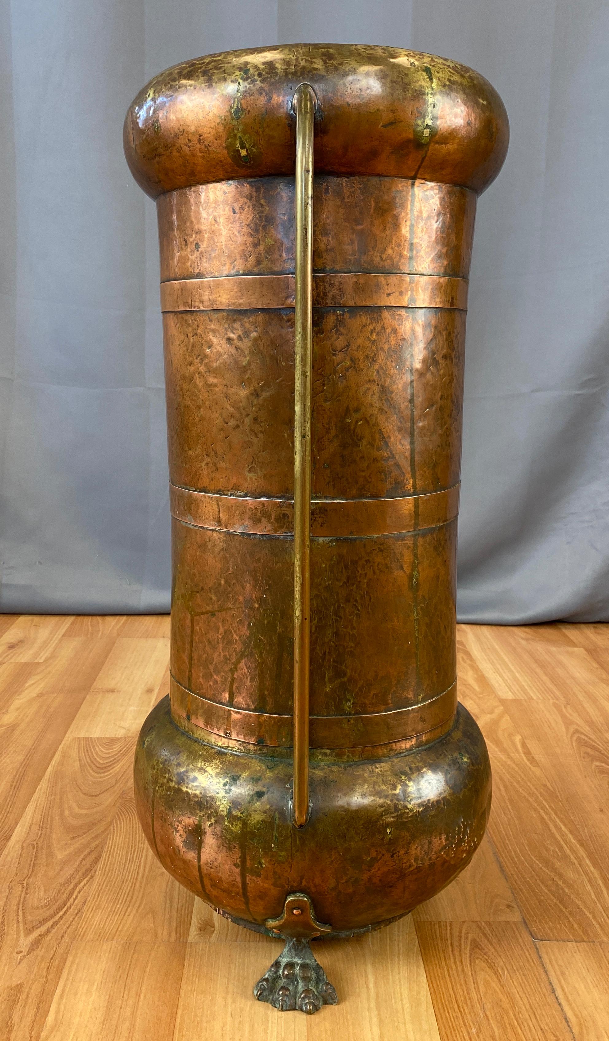 Arts & Crafts Style Russian Hammered Copper Umbrella or Cane Stand In Good Condition In San Francisco, CA
