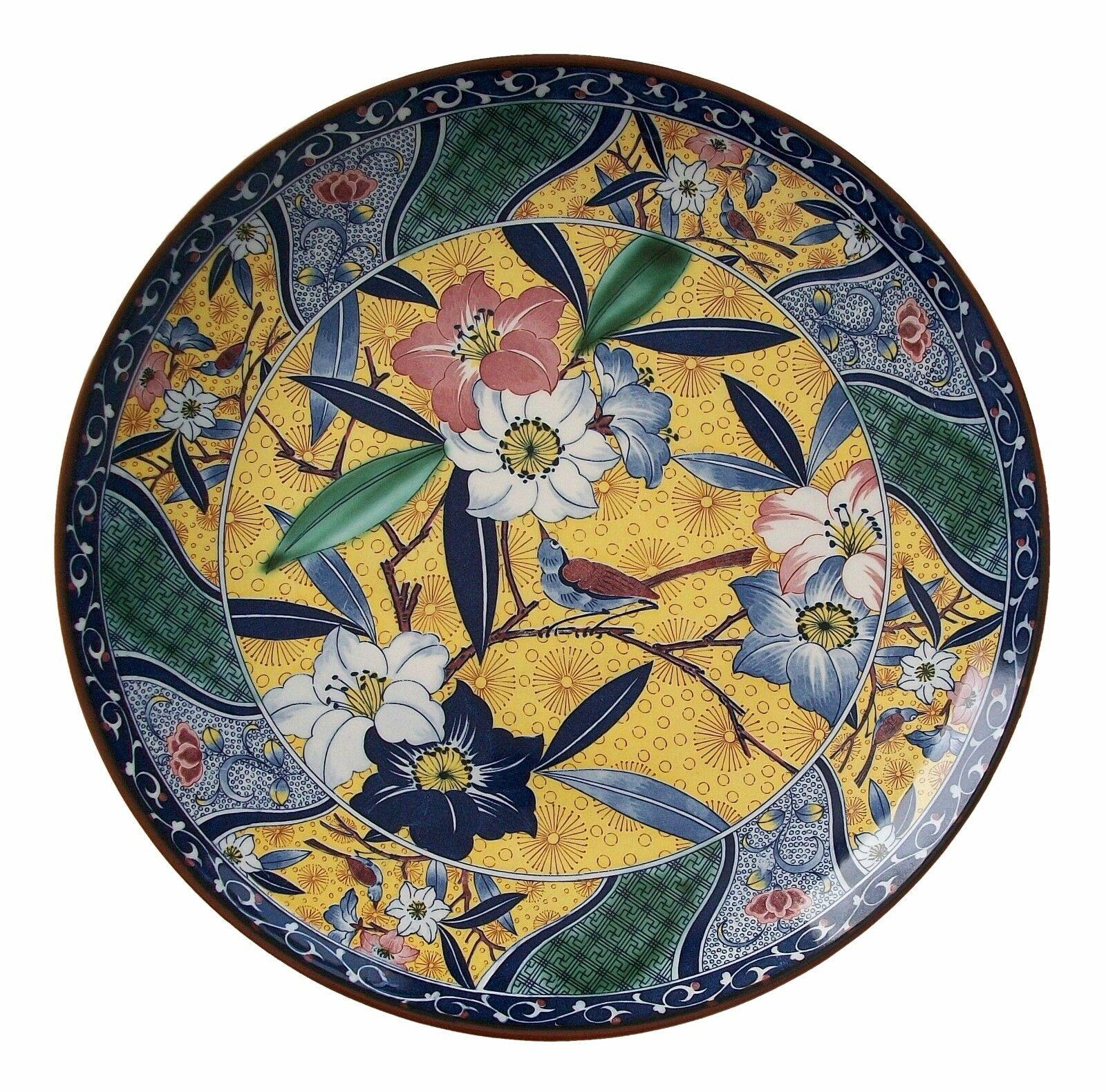Caricatore decorato in stile Arts & Crafts - Firmato - Giappone - XX secolo in vendita 2