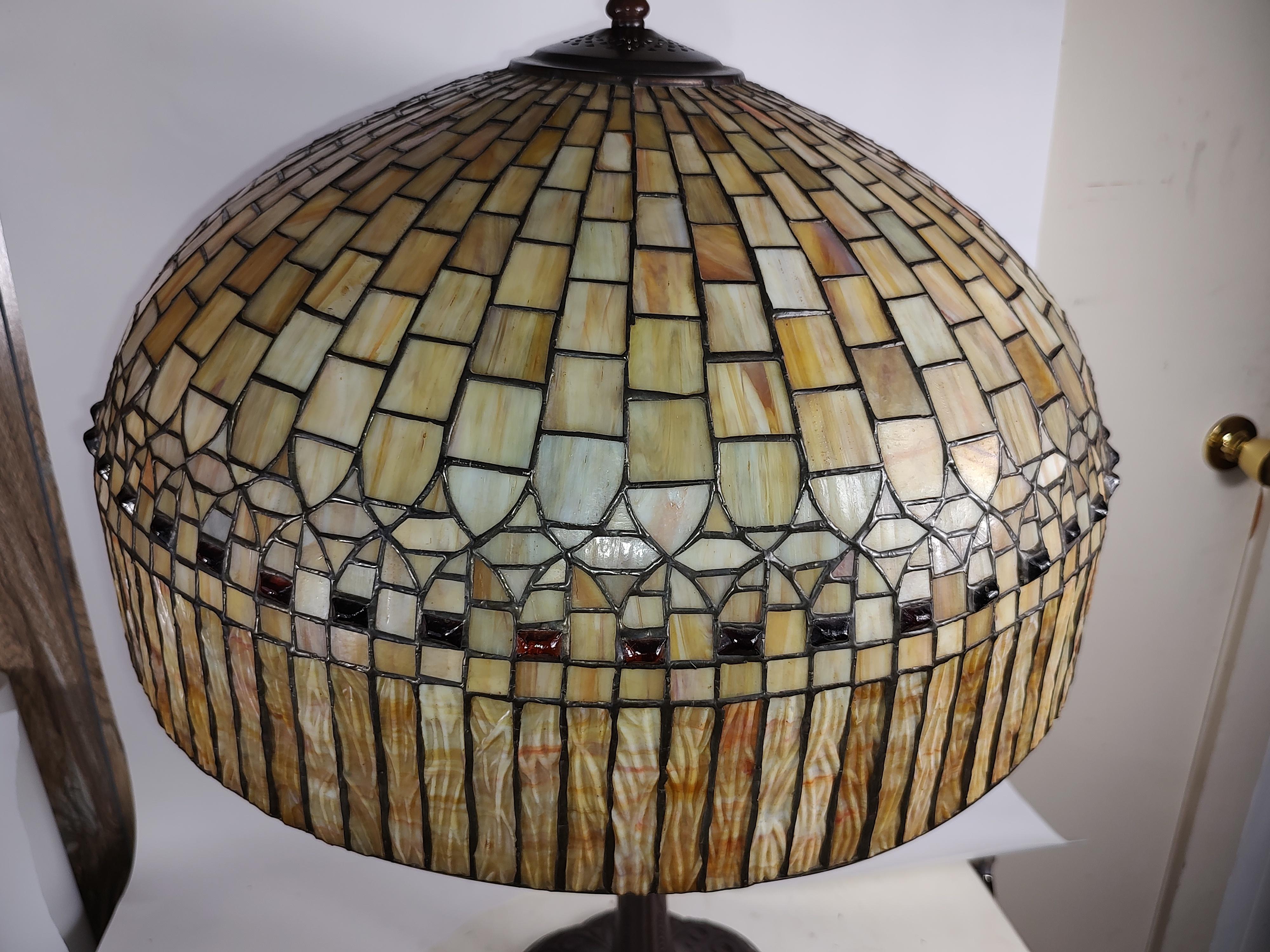 Arts & Crafts Tiffany Style Large Leaded Glass Table Lamp 4