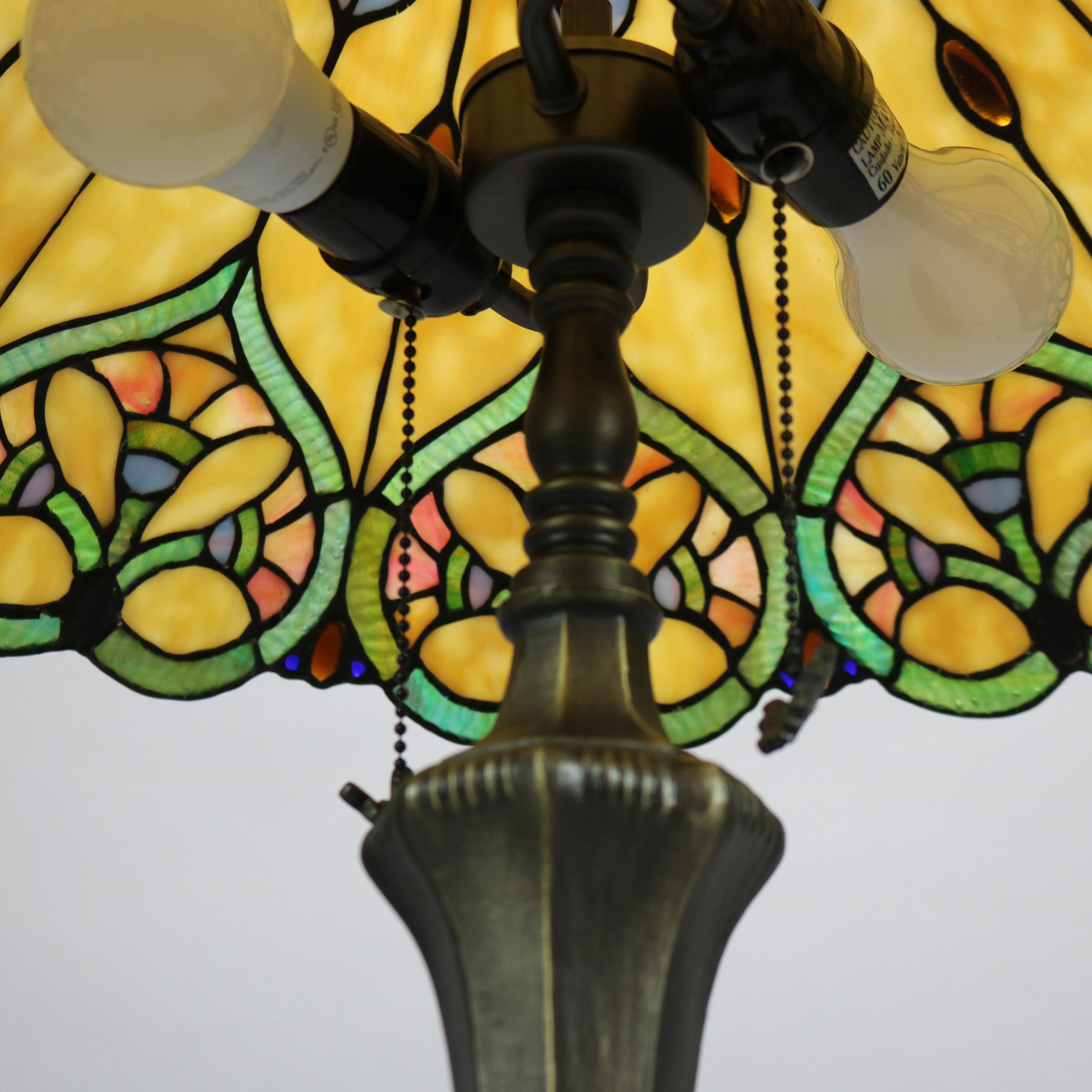 Arts & Crafts Tiffany Style Leaded Stained Glass Table Lamp, 20th C 5
