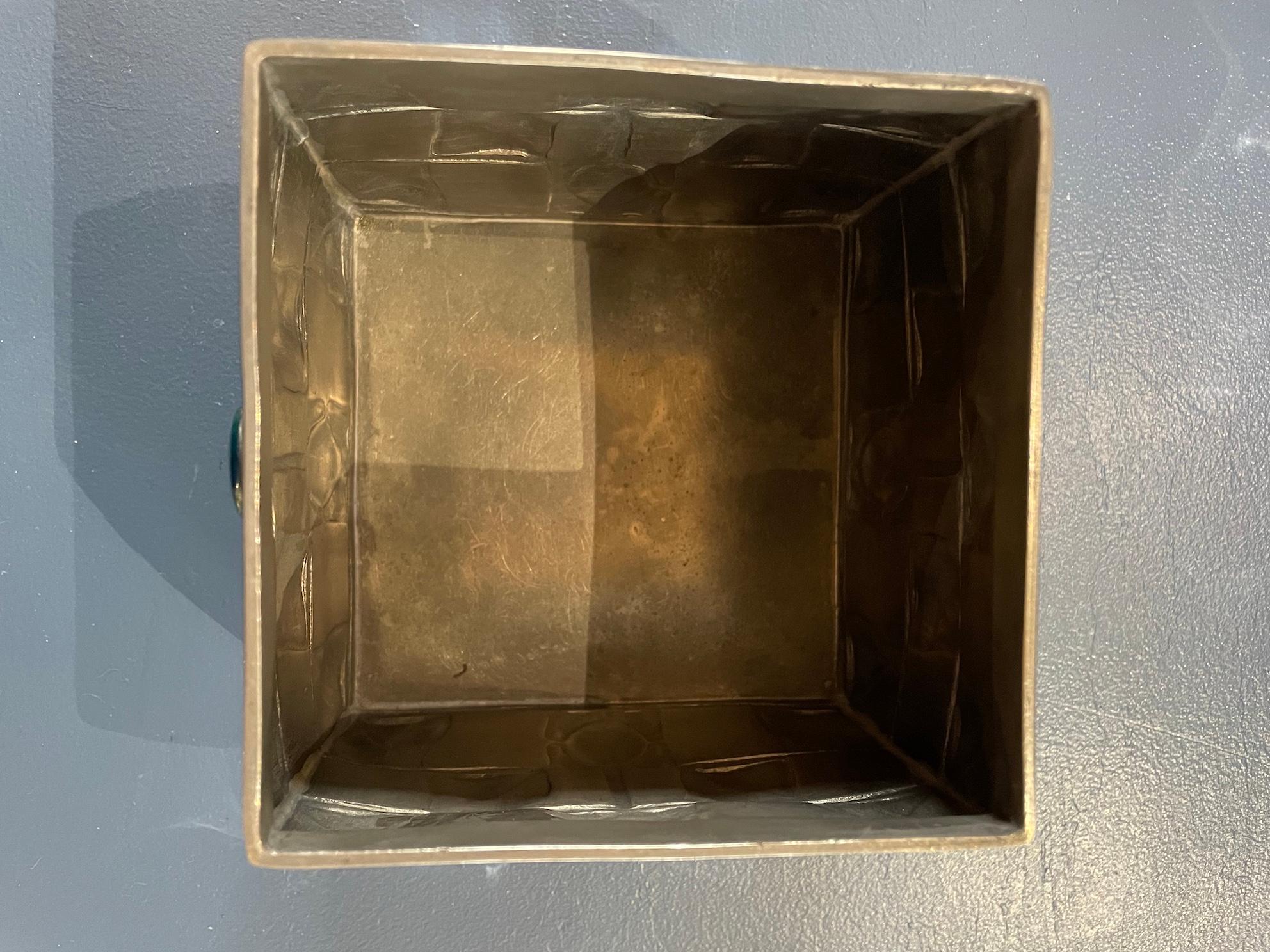 Early 20th Century Arts & Crafts 'Tudric' Pewter Biscuit Box For Sale