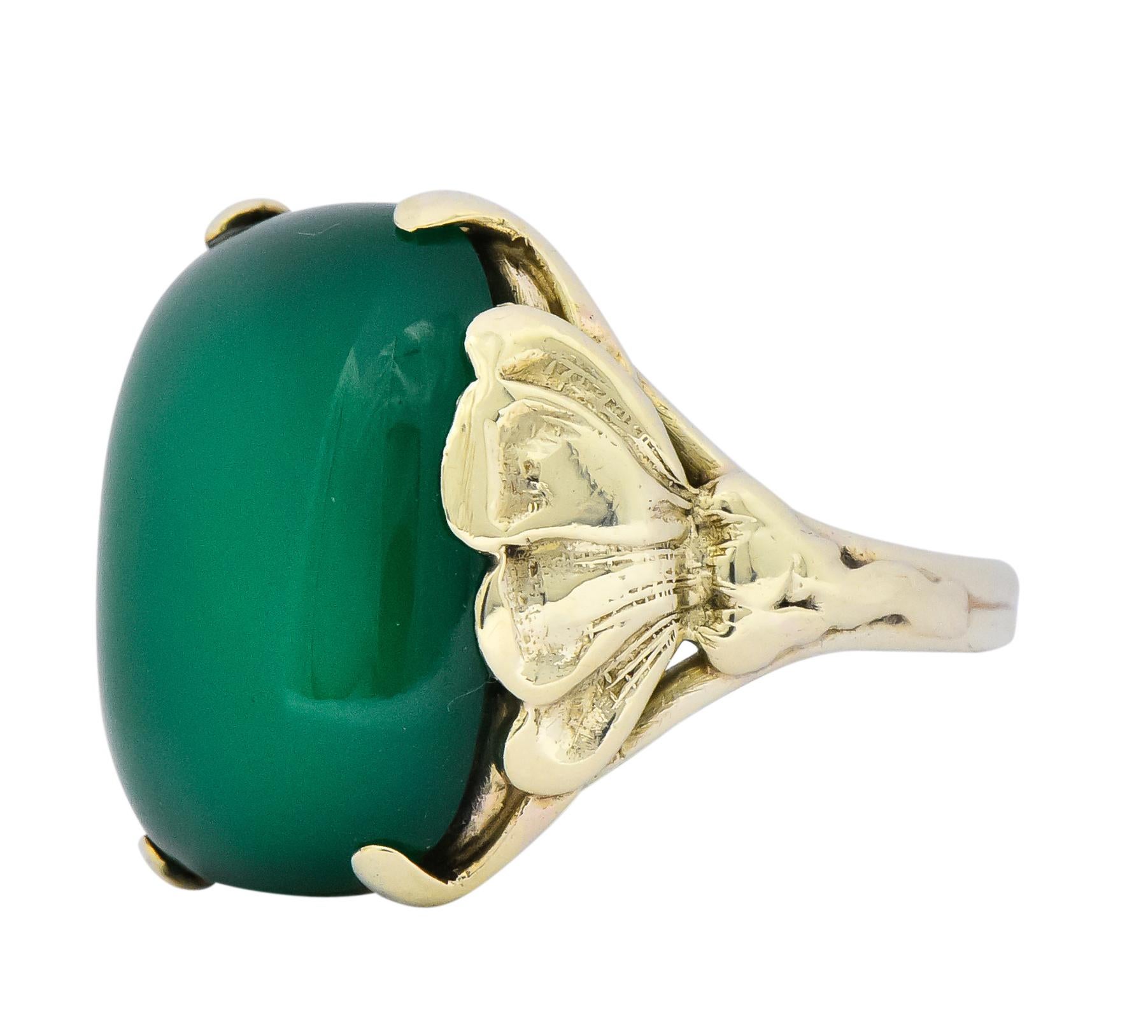 Arts & Crafts Vintage Chrysoprase 14 Karat Gold Lotus Ring In Excellent Condition In Philadelphia, PA