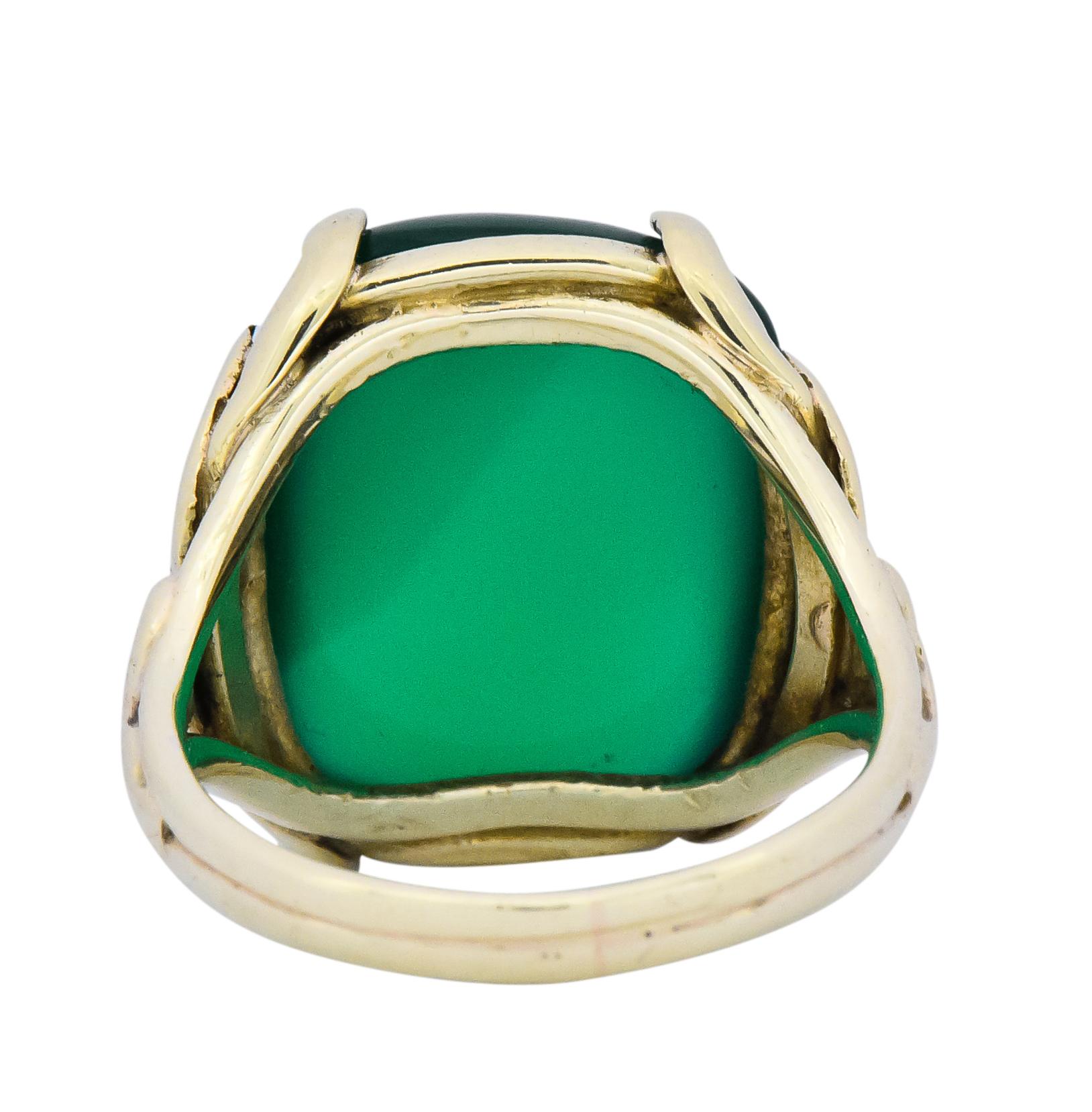 Women's or Men's Arts & Crafts Vintage Chrysoprase 14 Karat Gold Lotus Ring