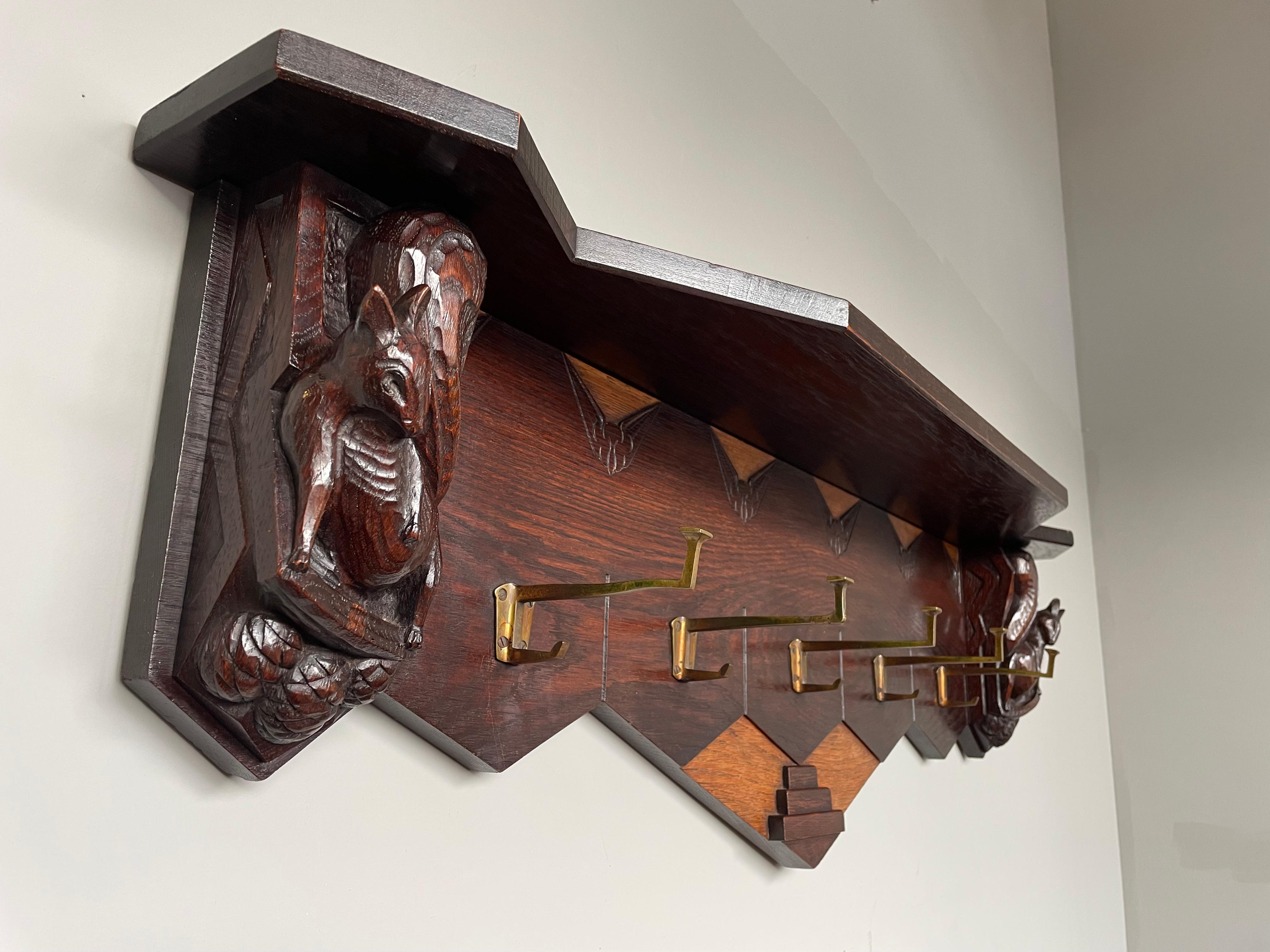 Arts & Crafts Wall Coat Rack w. Hand Carved Squirrel Sculptures & Stylized Birds In Excellent Condition For Sale In Lisse, NL