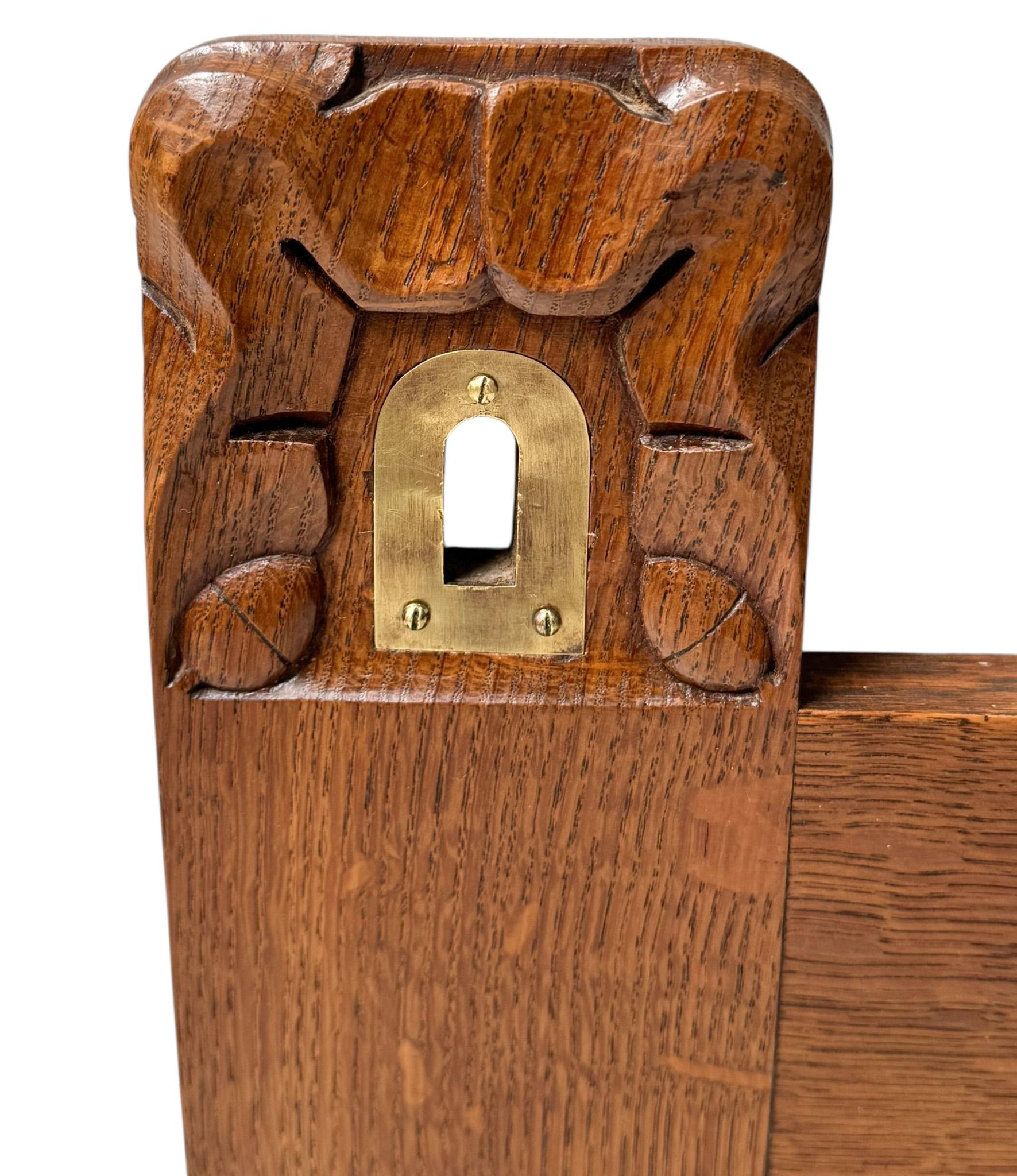 Arts & Crafts Wall Mirror with Hand-Carved Frogs by Kobus de Graaff, 1900s For Sale 1