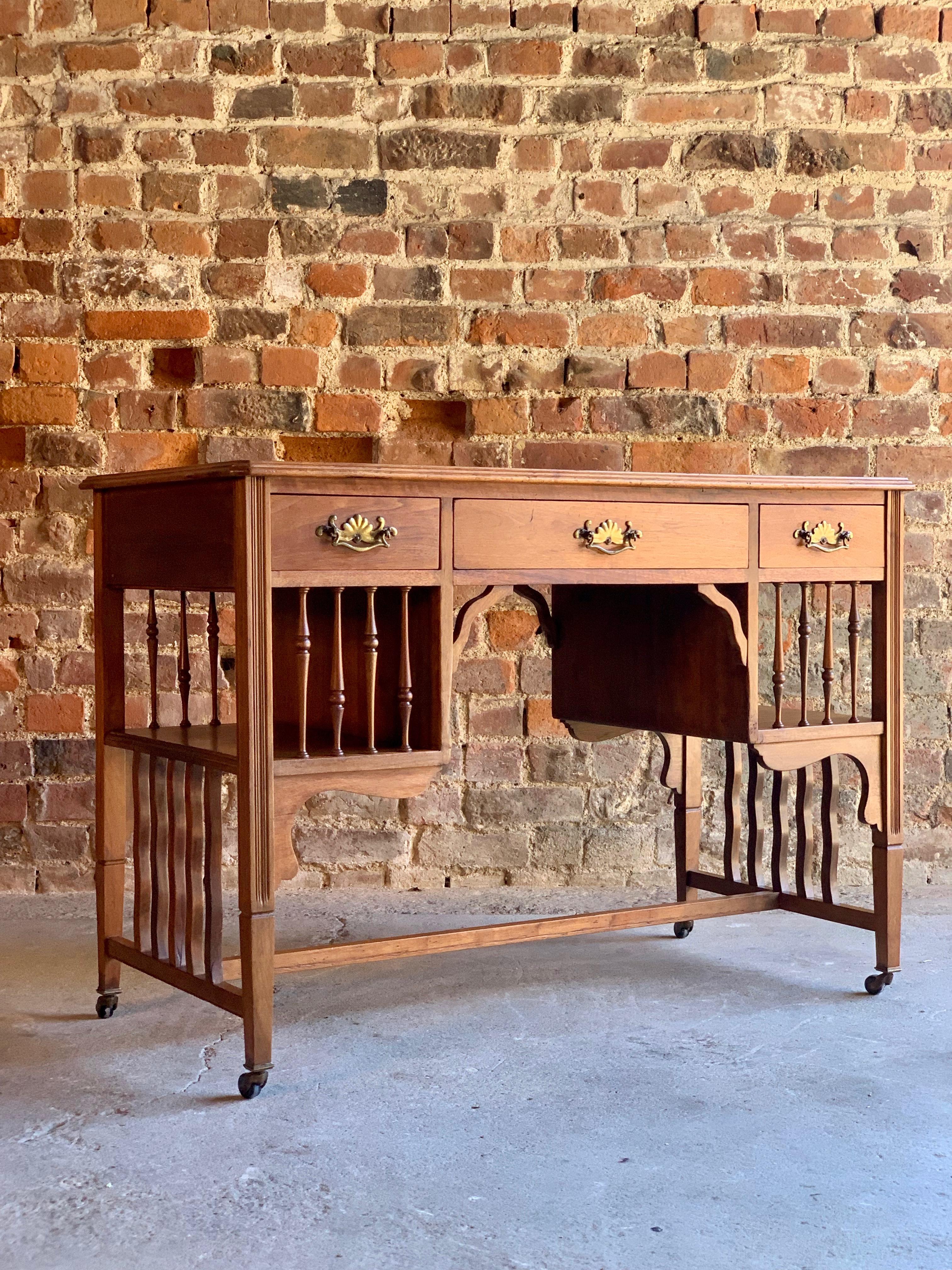 Arts & Crafts Walnut Writing Desk, circa 1920 6