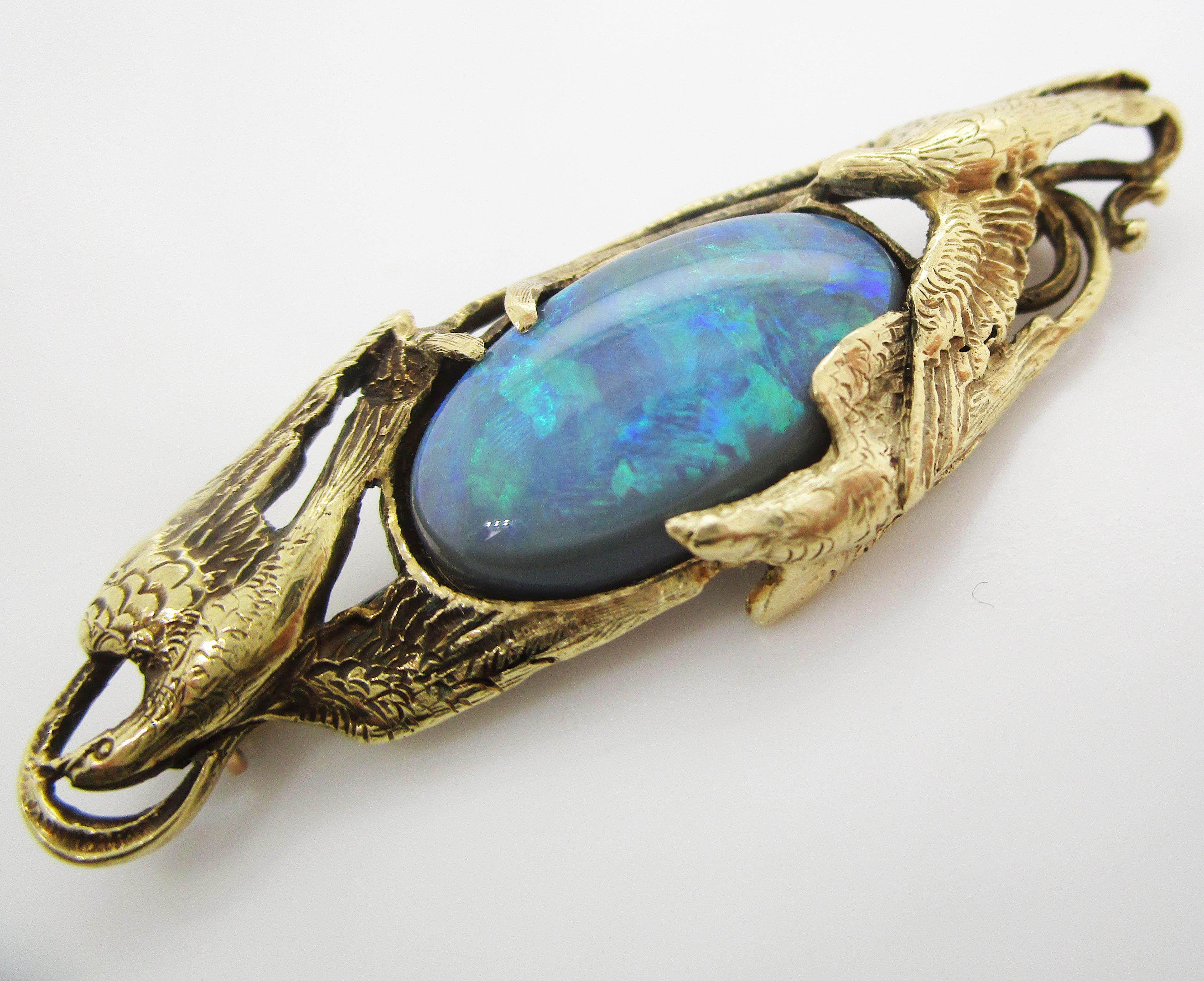 Walton & Co. Broche colombe Arts & Crafts en or vert 14 carats et opale noire en vente 4