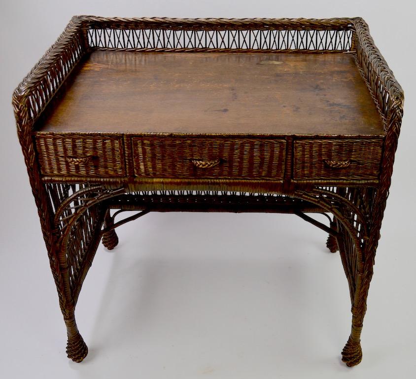 Arts & Crafts Wicker Desk In Good Condition In New York, NY