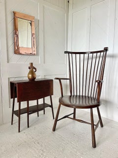 Sedia con schienale a botte in stile Arts & Crafts Windsor di Liberty & Co.