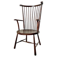 Arts and Crafts Windsor-Stuhl mit Fassrückenlehne im Windsor-Stil von Liberty & Co