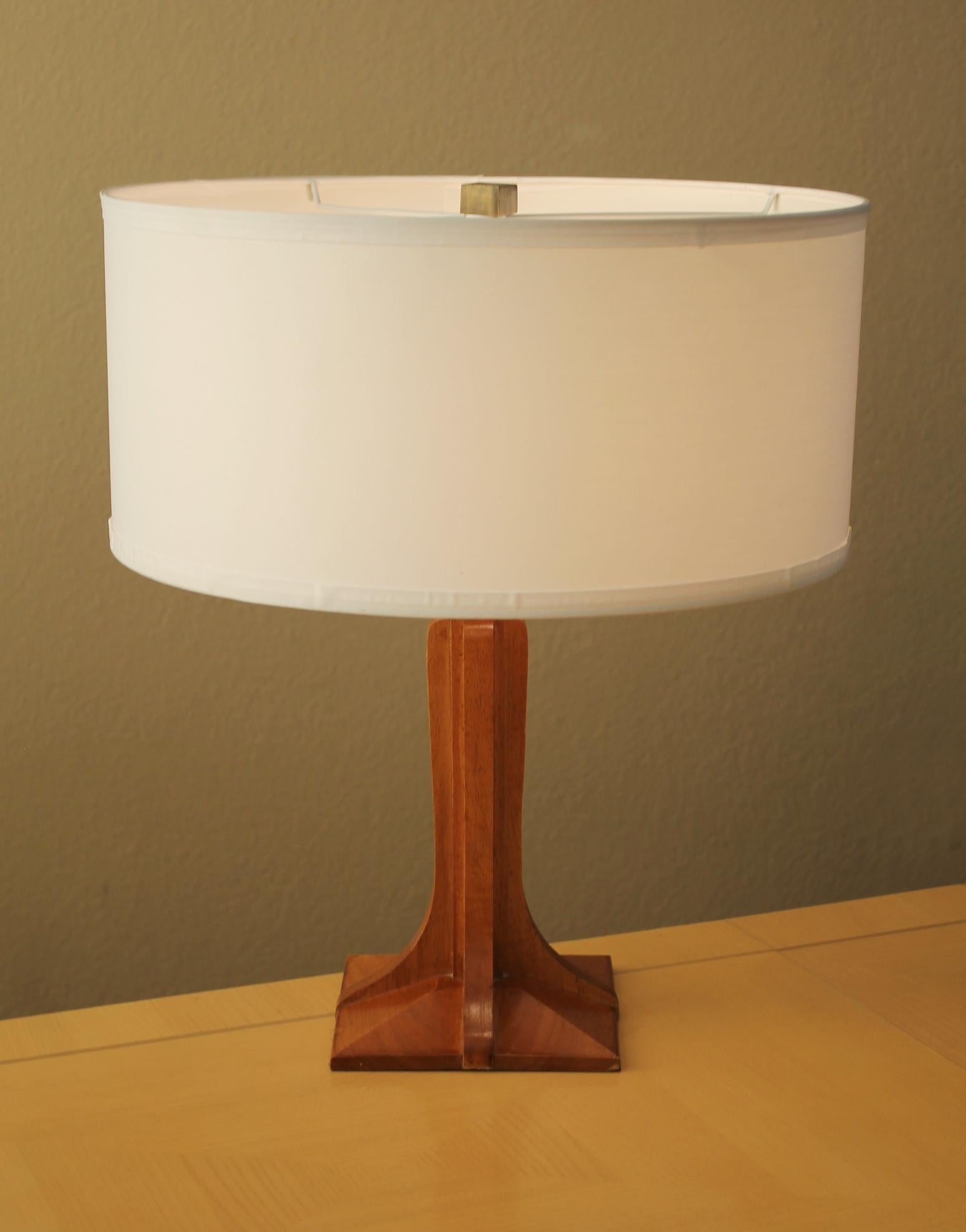 20ième siècle Lampe Arts & Crafts fabriquée à la main, 1950, Décor architectural du milieu du siècle OOAK en vente