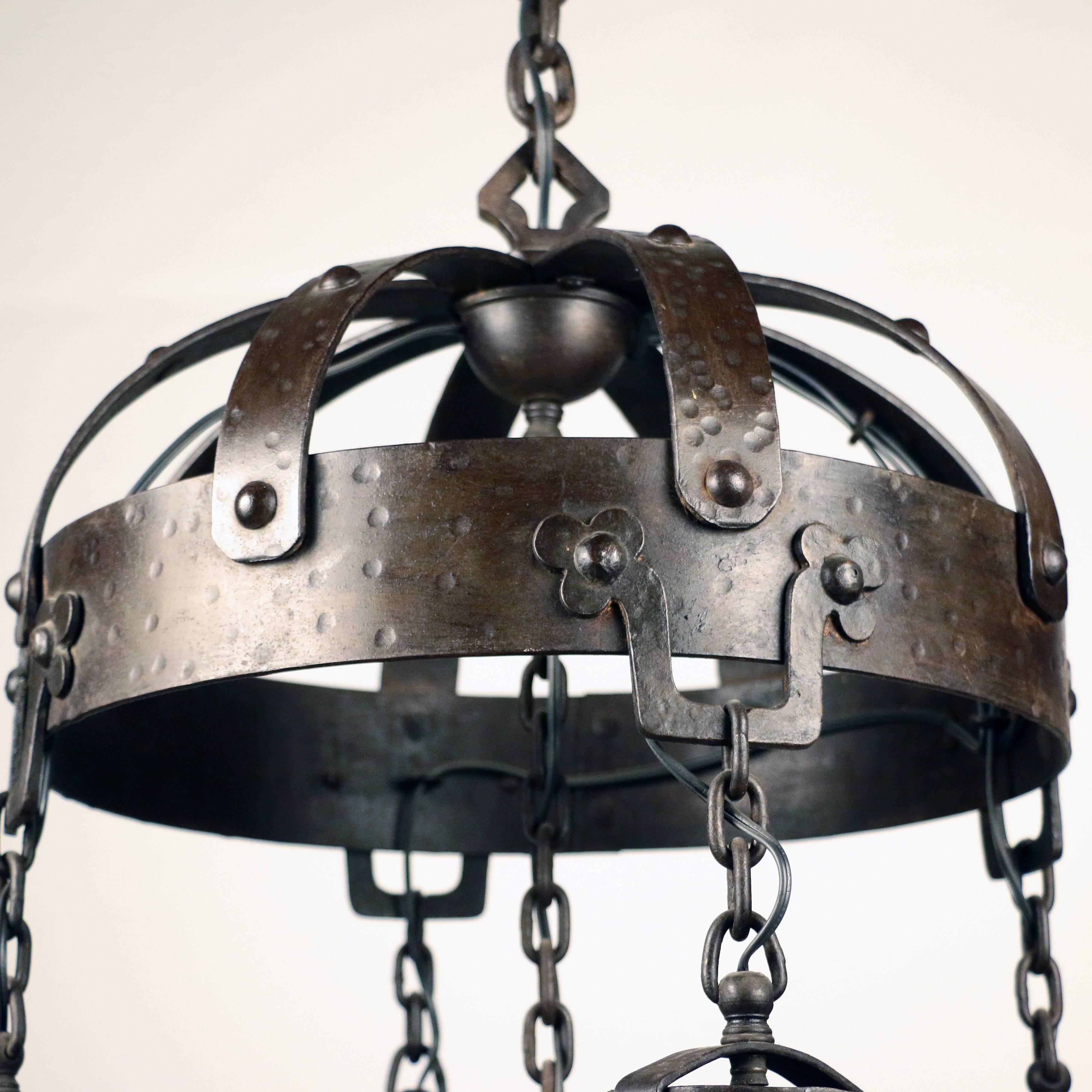 Arts & Crafts Wrought Iron and Steuben Aurene Chandelier In Good Condition In Montreal, QC