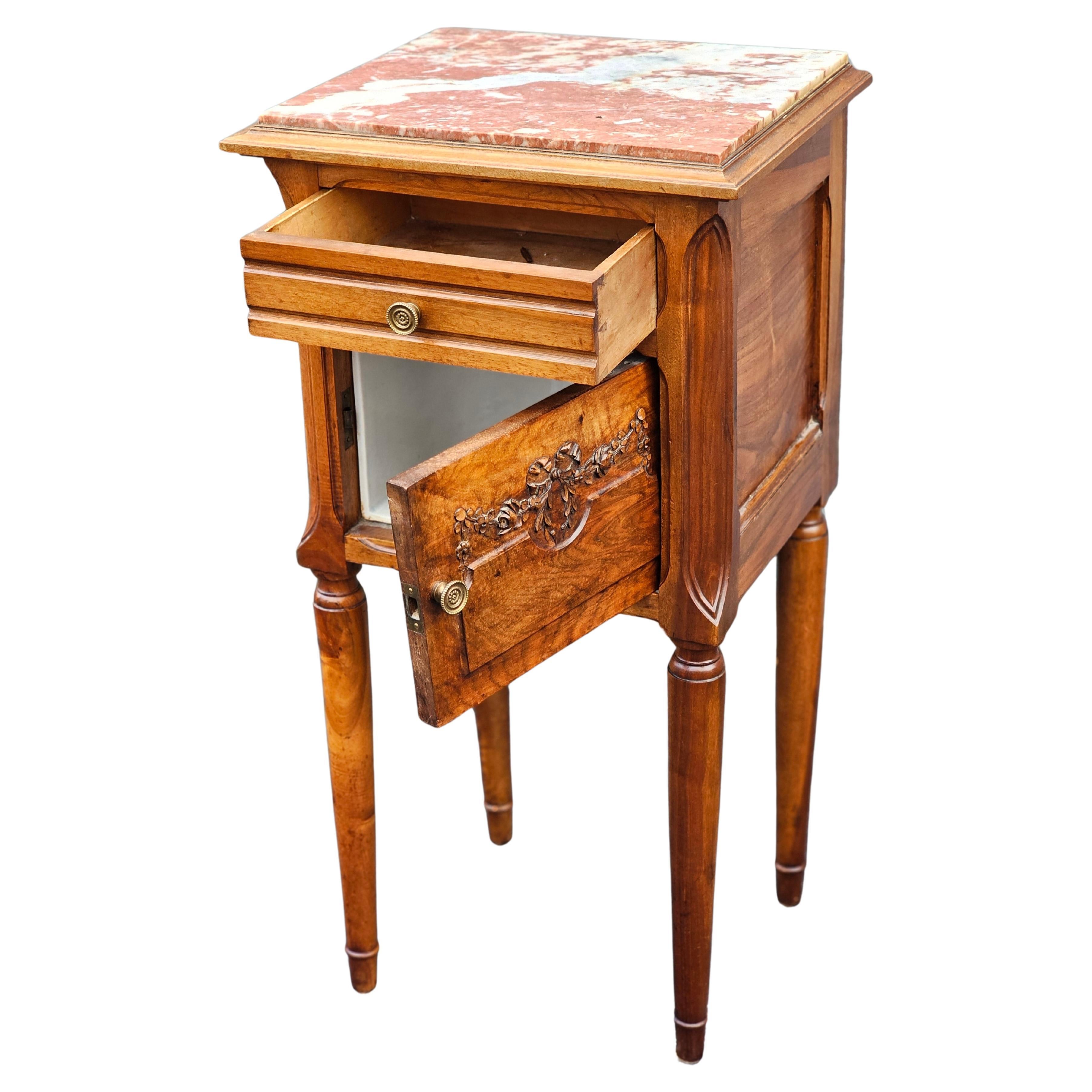 Arts & Crats Transitional Walnut Marble Top and Porcelain Humidor Side Table In Good Condition For Sale In Germantown, MD
