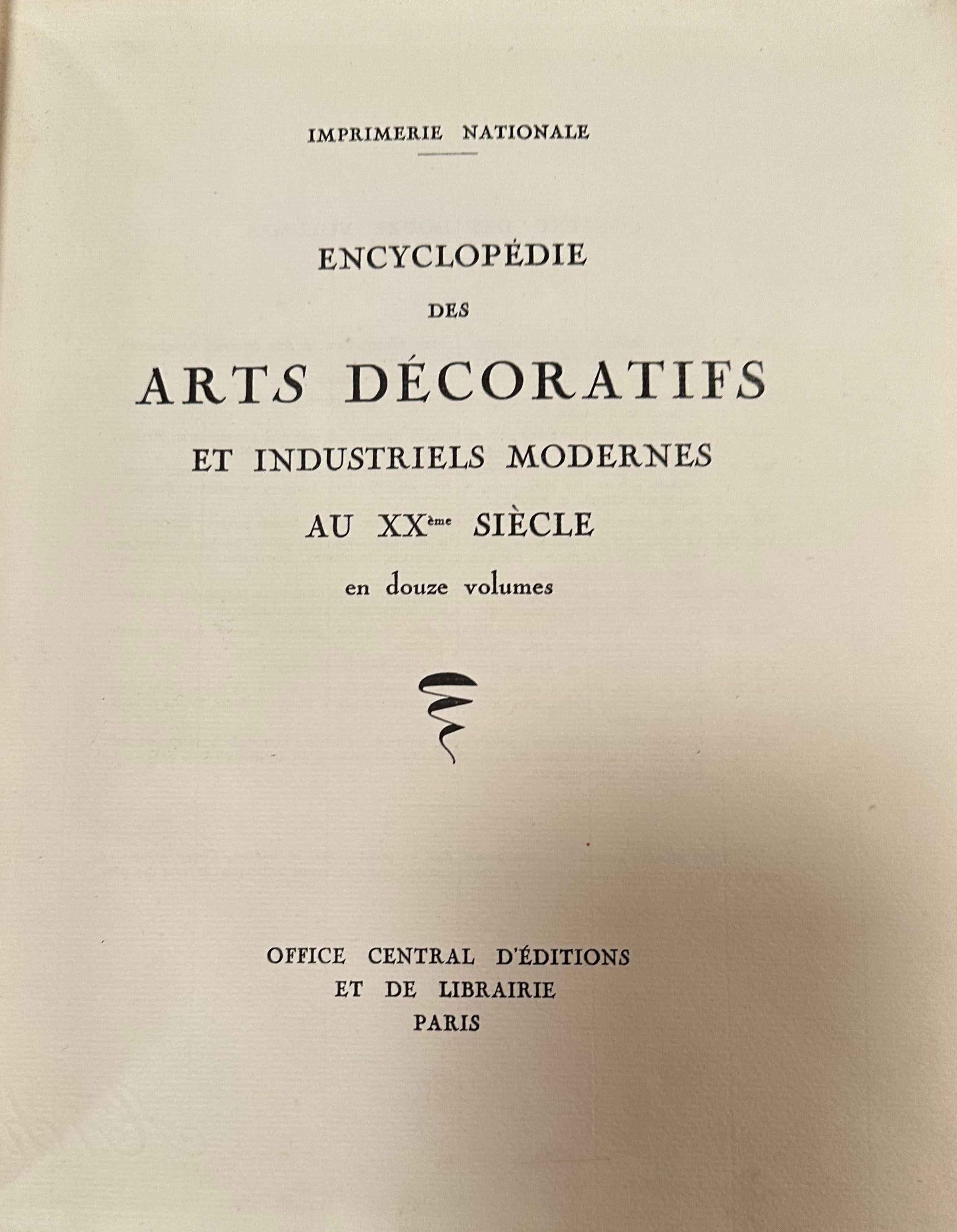 Arts Decoratifs Et Industriels Modernes Encyclopedie, 12 Bücher, 1925 Art déco  im Zustand „Gut“ im Angebot in Oakland, CA