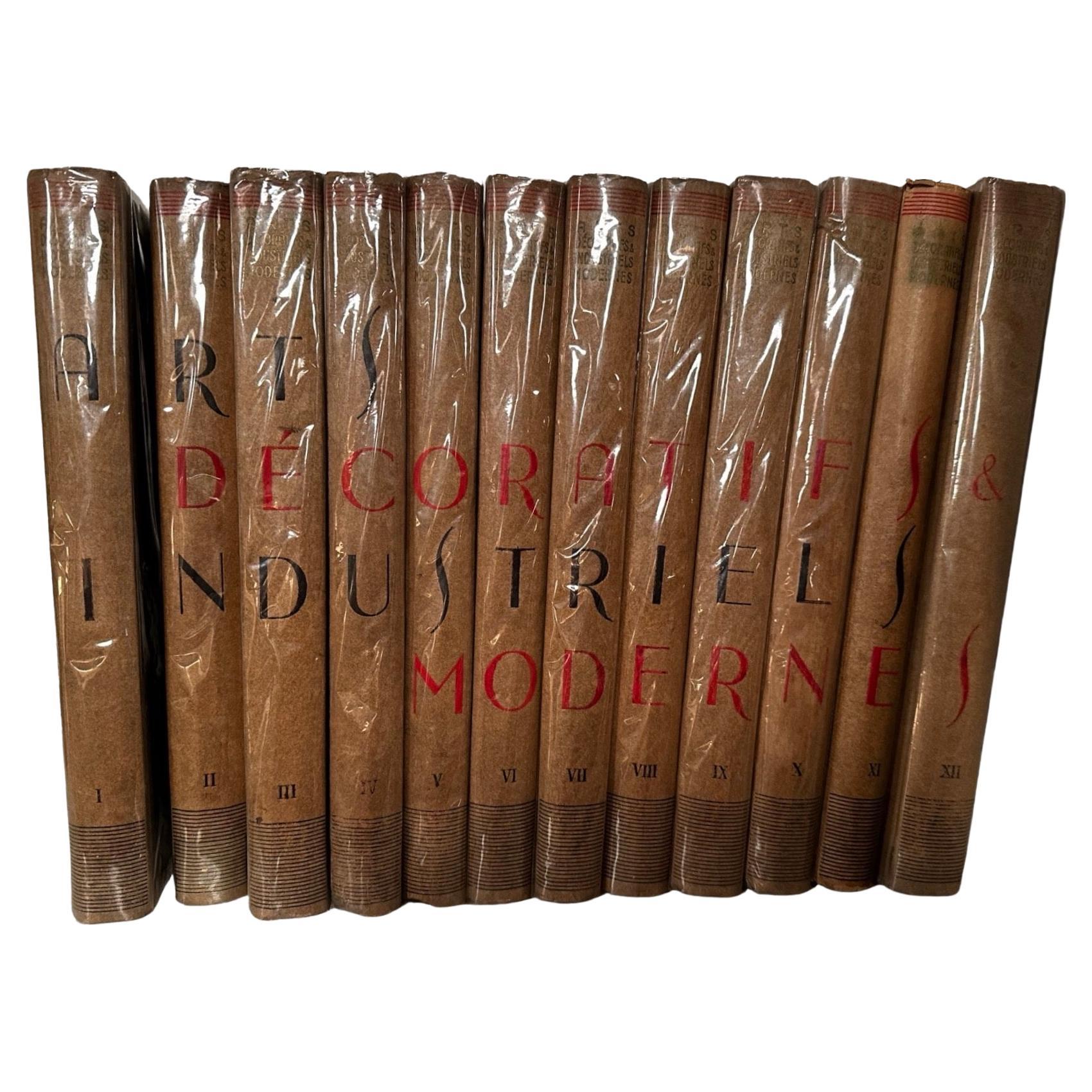 Arts Decoratifs Et Industriels Modernes Encyclopedie, 12 Books, 1925 Art Deco  For Sale