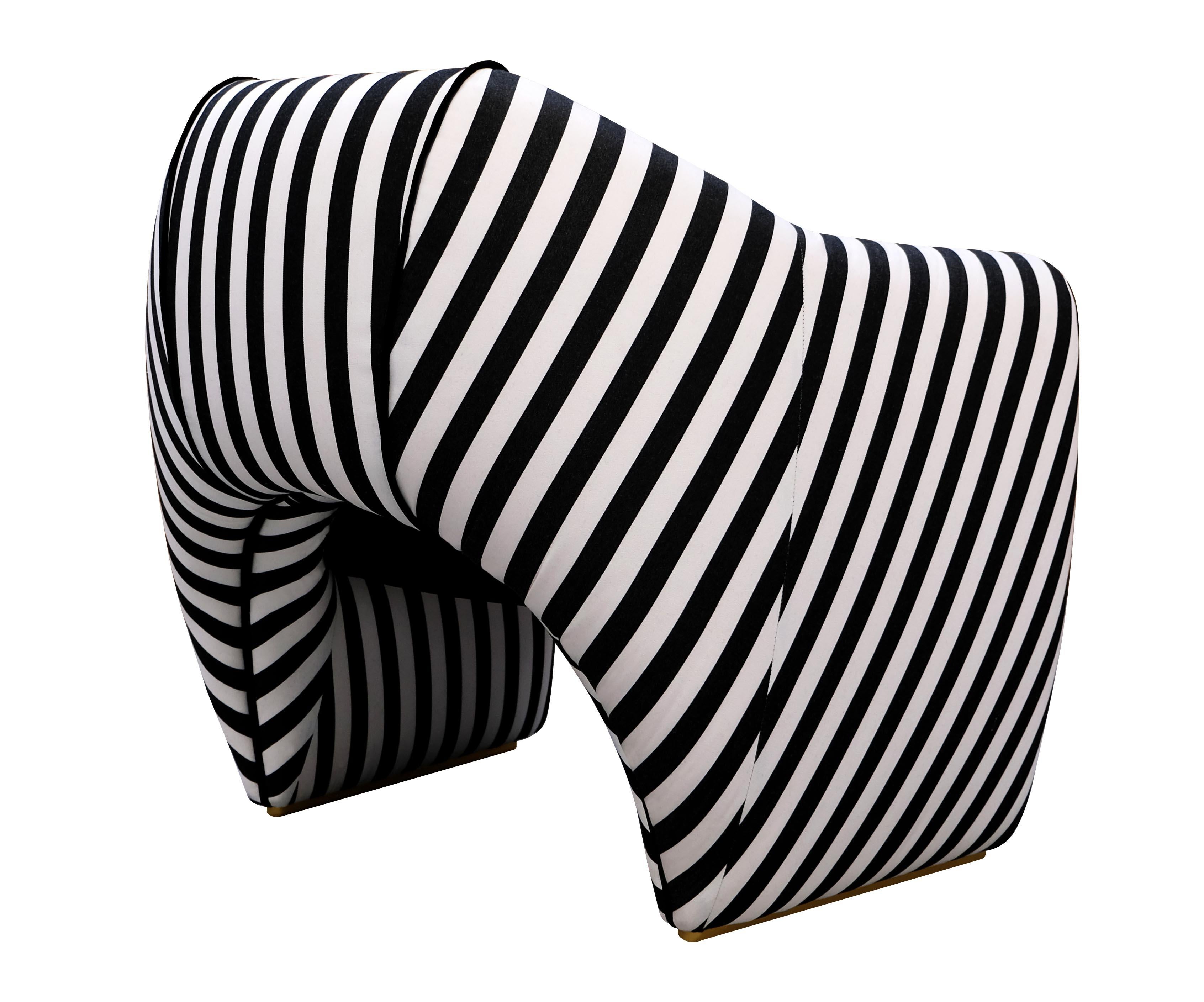 Artsy Viginti XX Armchair Stripes Stain and Smooth Velvet by Malabar In Distressed Condition For Sale In RIO TINTO, PT