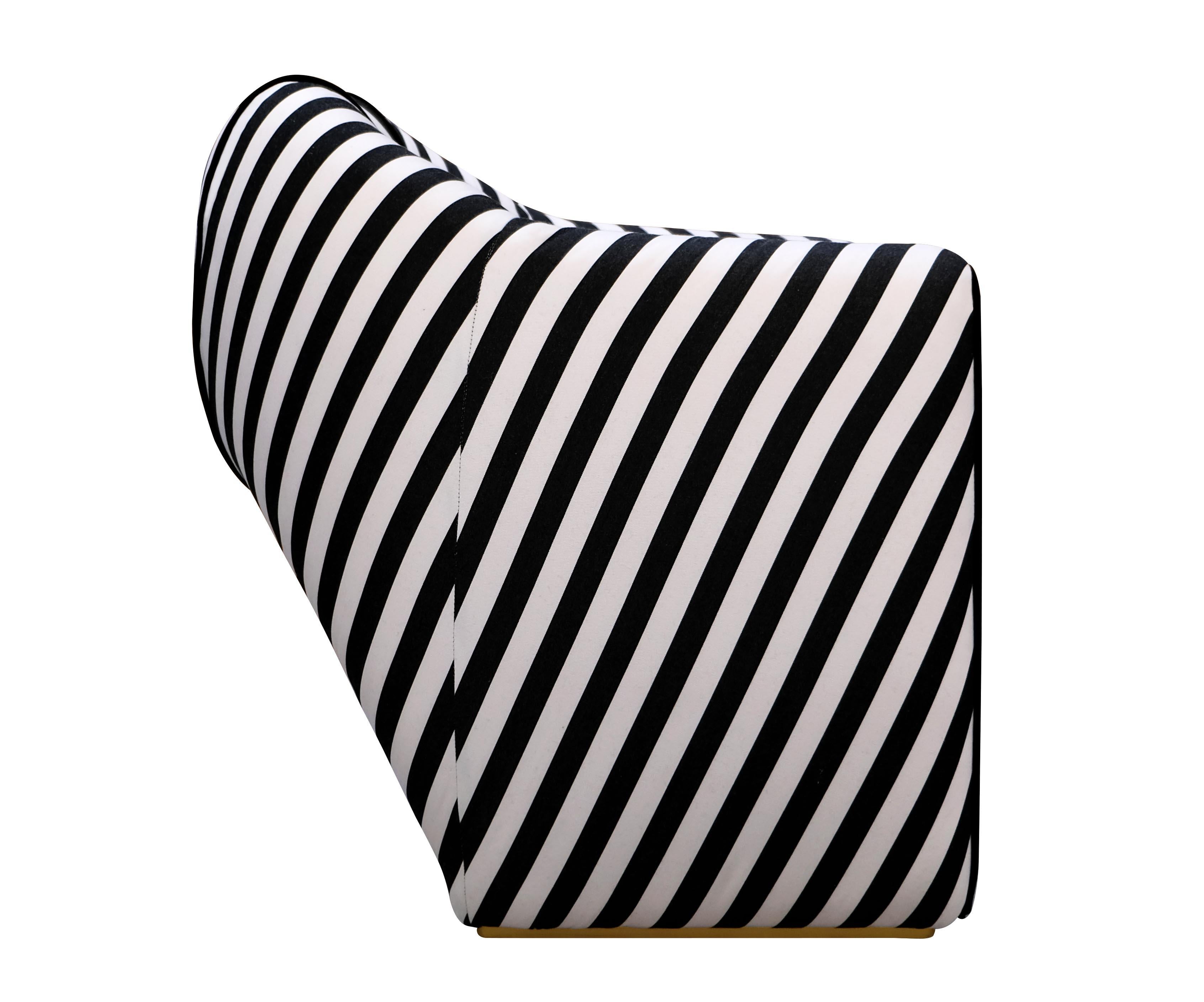 Artsy Viginti XX Armchair Stripes Textile Handmade in Portugal by Malabar In Distressed Condition For Sale In RIO TINTO, PT