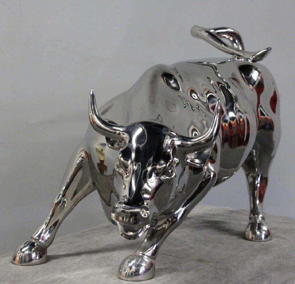 Arturo Di Modica Figurative Sculpture – Bulle mit Charging-Griff