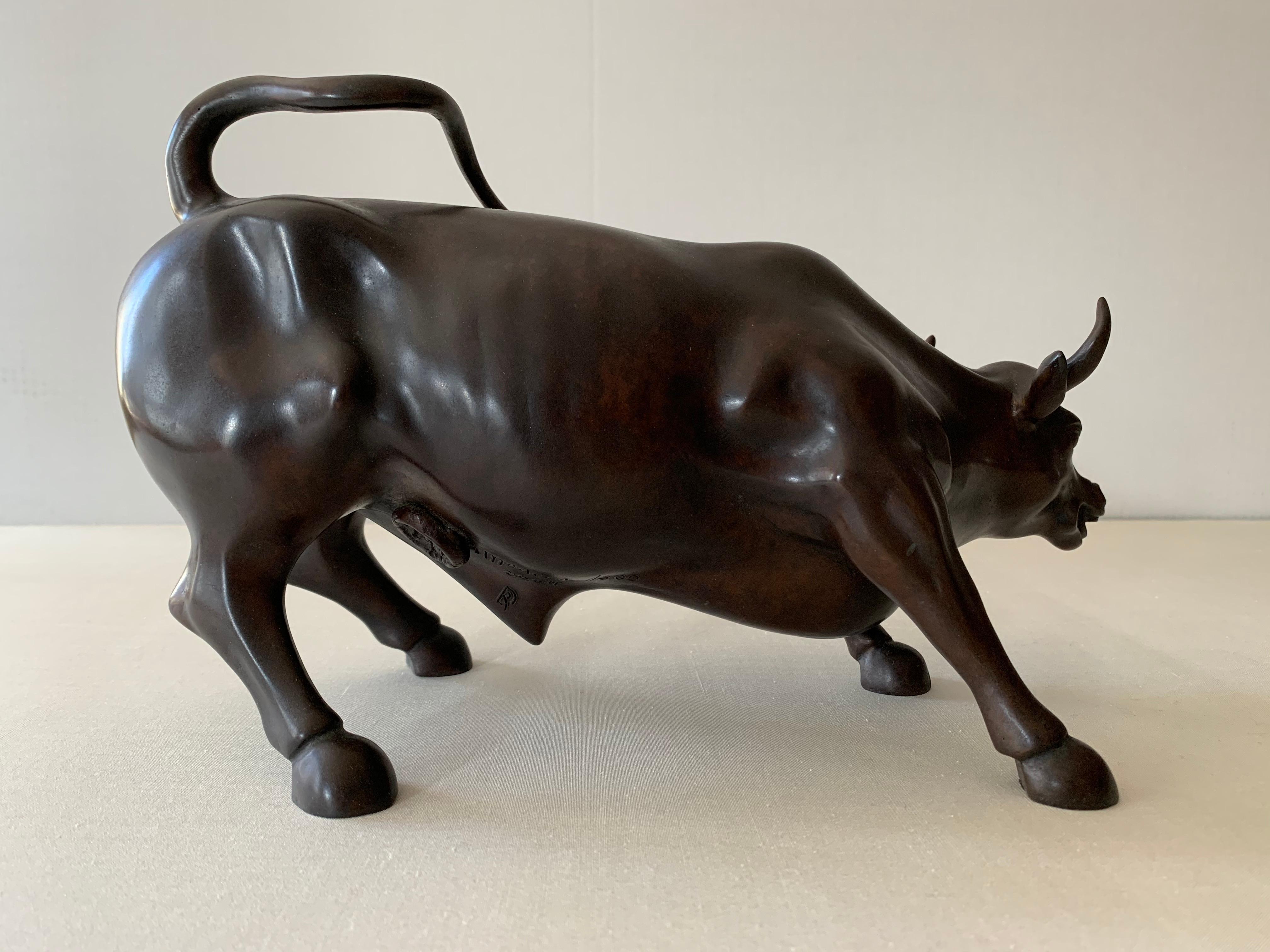 Sculptures de taureau de rue de Wall Street en bronze (série de 3) en vente 1