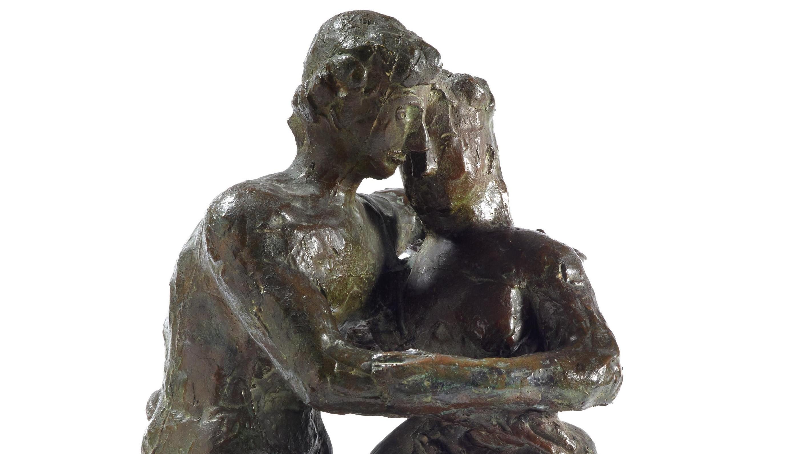 two lovers sculpture